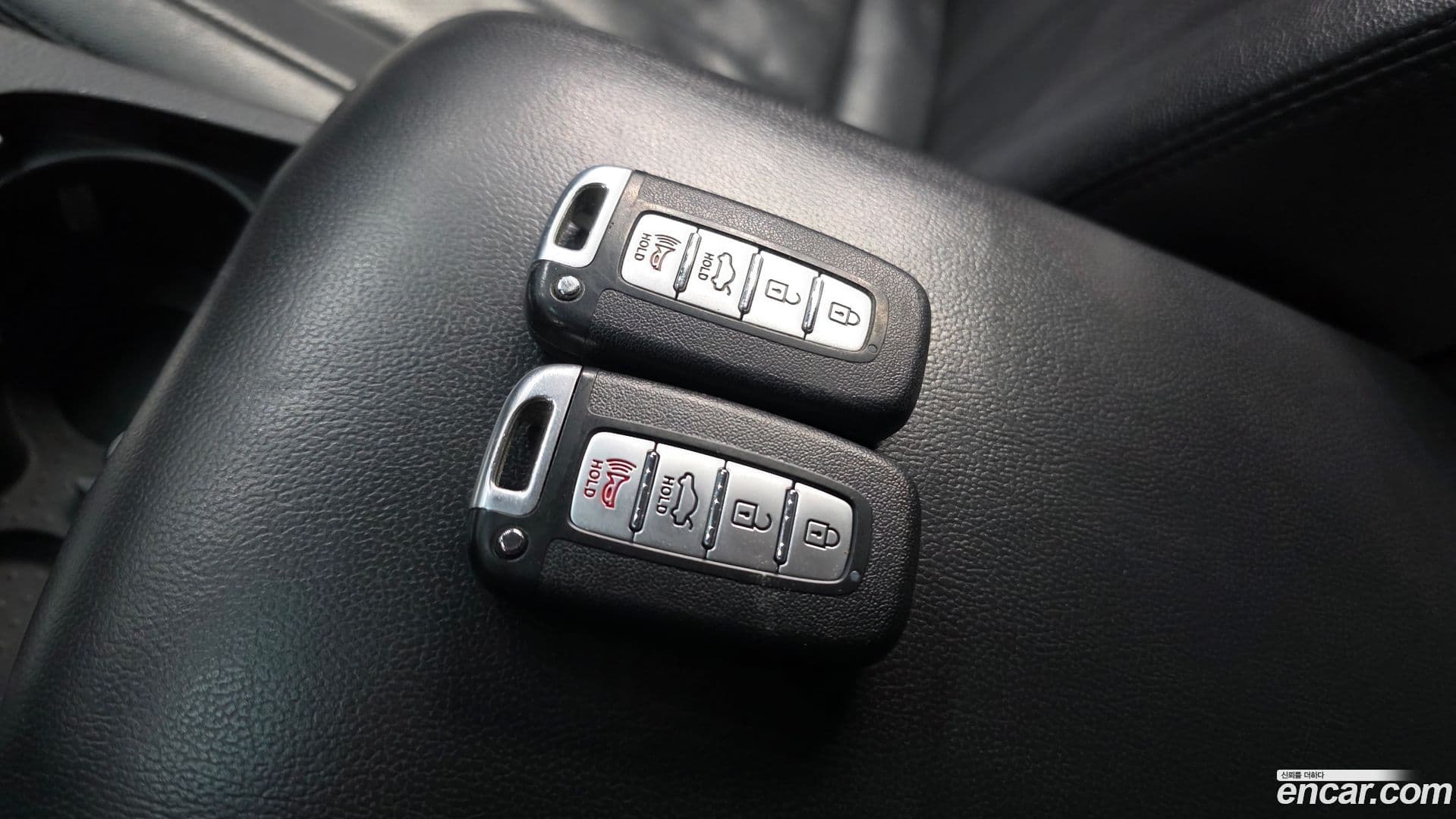 Main__Slider__Photo:Genesis Hyundai 2012.9-16