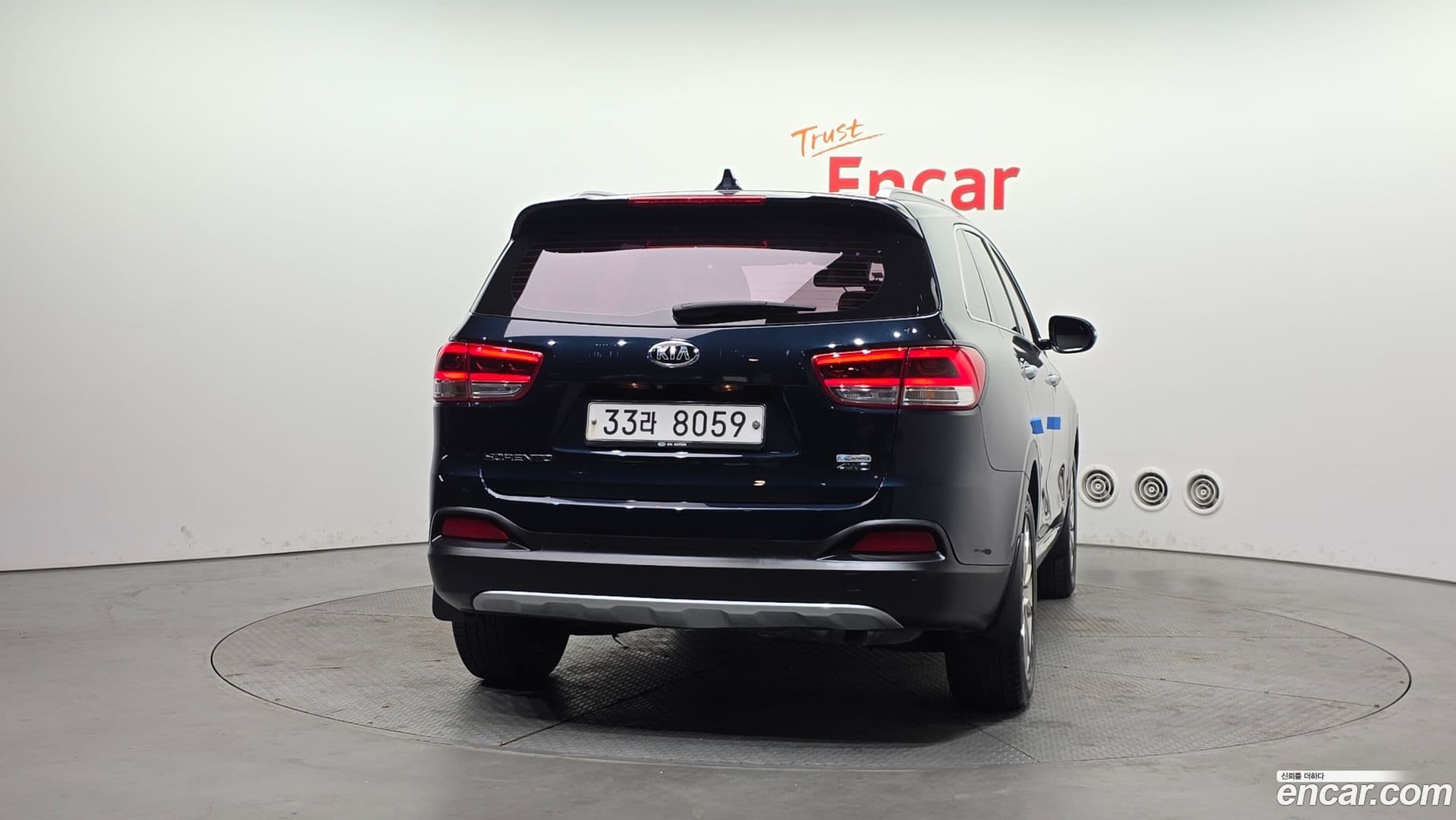 Main__Slider__Photo:Sorento Kia 2017.0-3