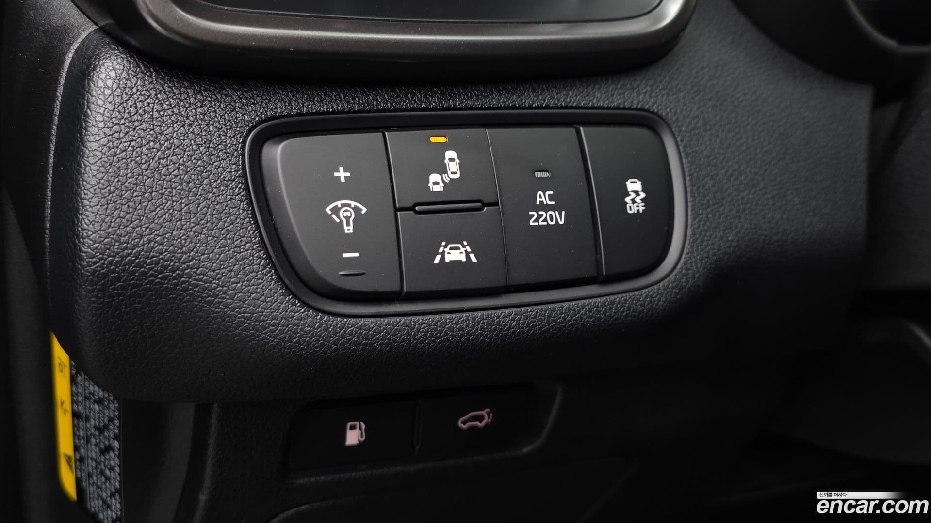 Main__Slider__Photo:Sorento Kia 2017.0-11