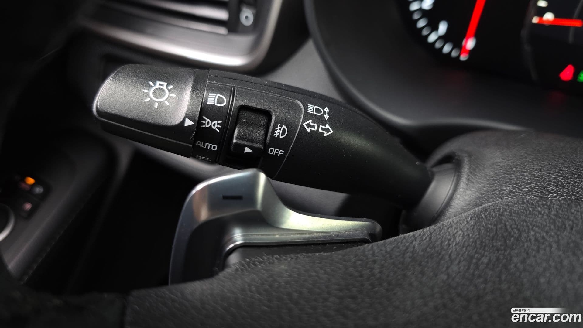 Main__Slider__Photo:Sorento Kia 2017.0-12