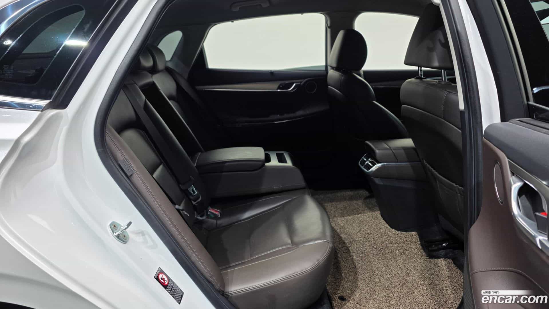 Grandeur Hyundai 2021.0-OPTION-016