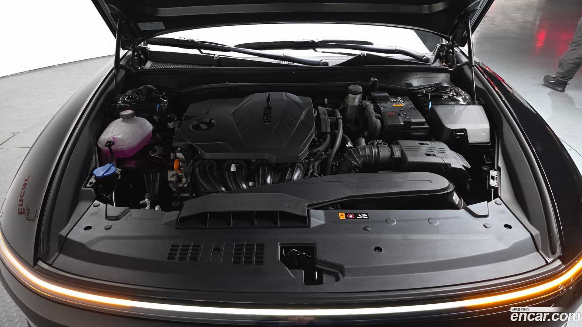 Grandeur Hyundai 2025.11-OUTER-006