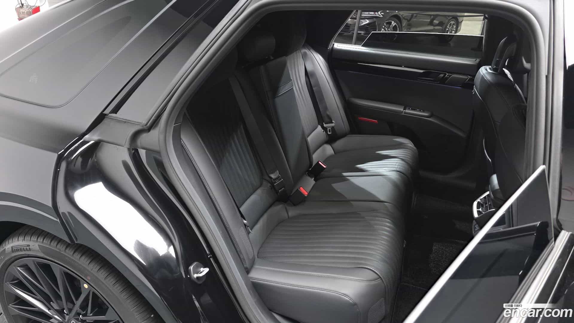 Grandeur Hyundai 2025.11-OPTION-015