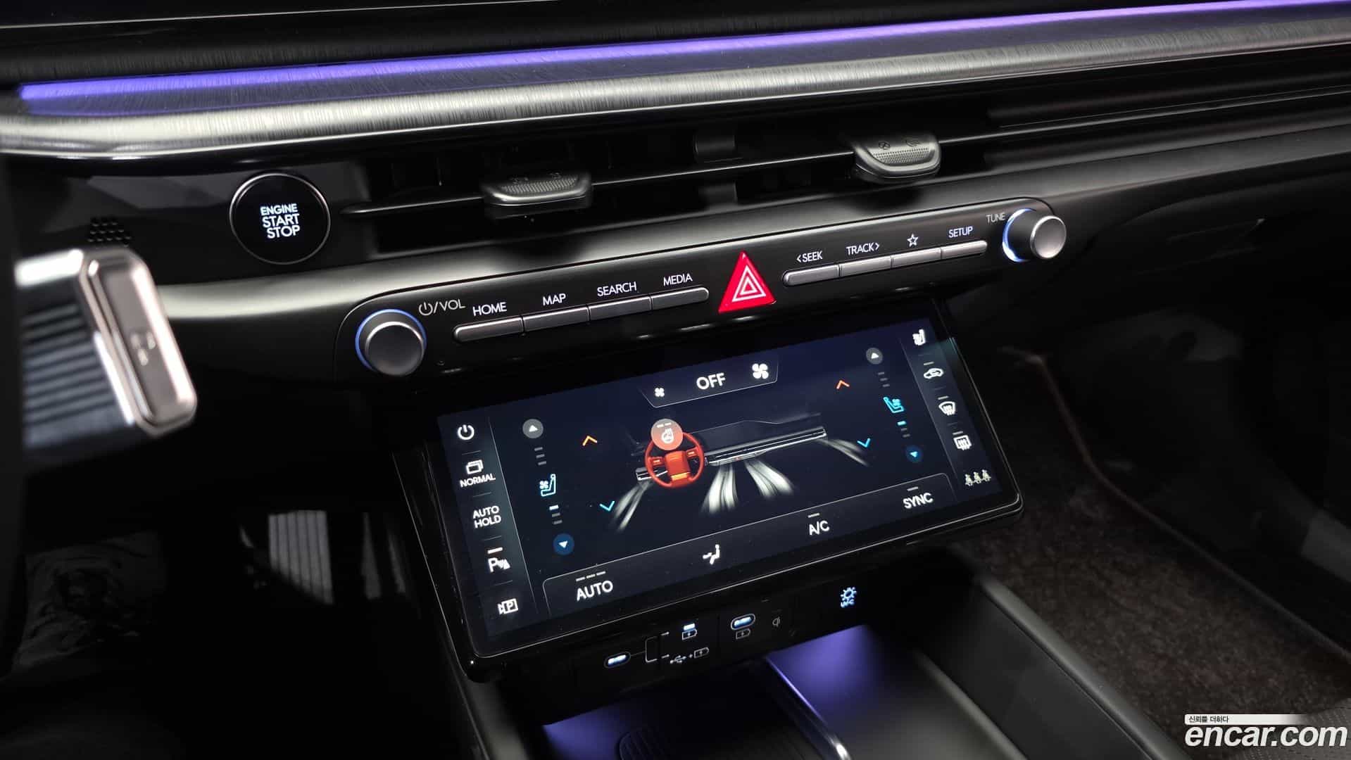 Grandeur Hyundai 2025.11-OPTION-021