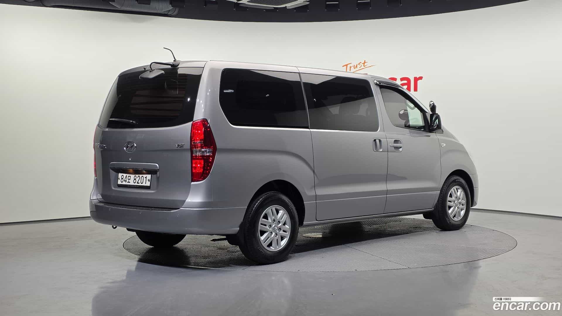 Starex Hyundai 2016.5-OUTER-002