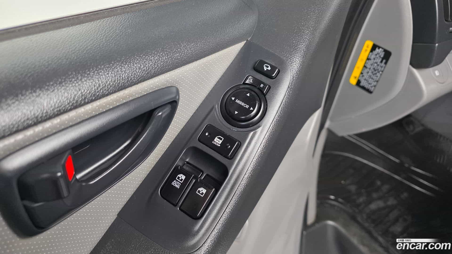 Starex Hyundai 2016.5-OPTION-020