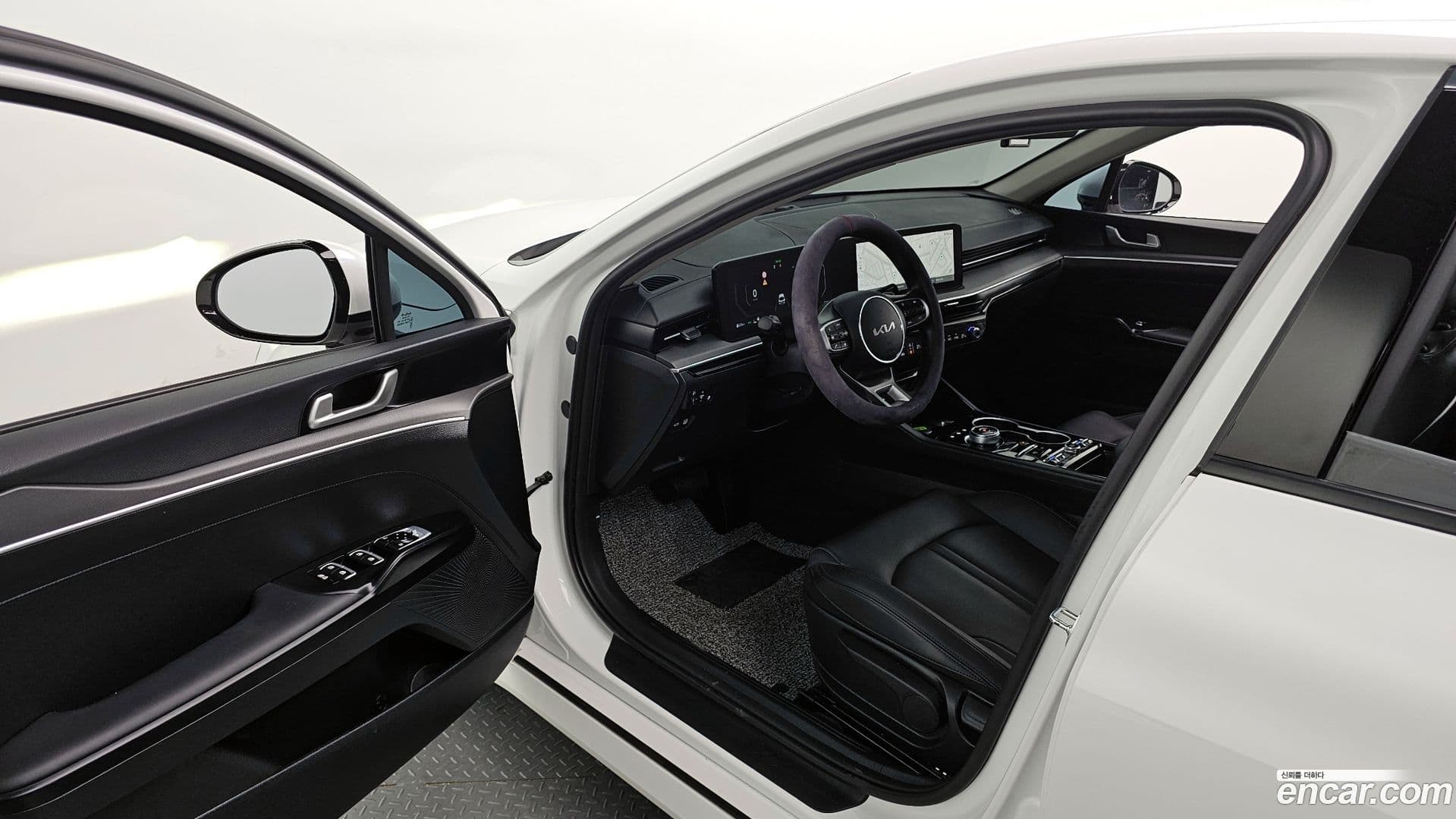 Main__Slider__Photo:K5 Kia 2024.9-10