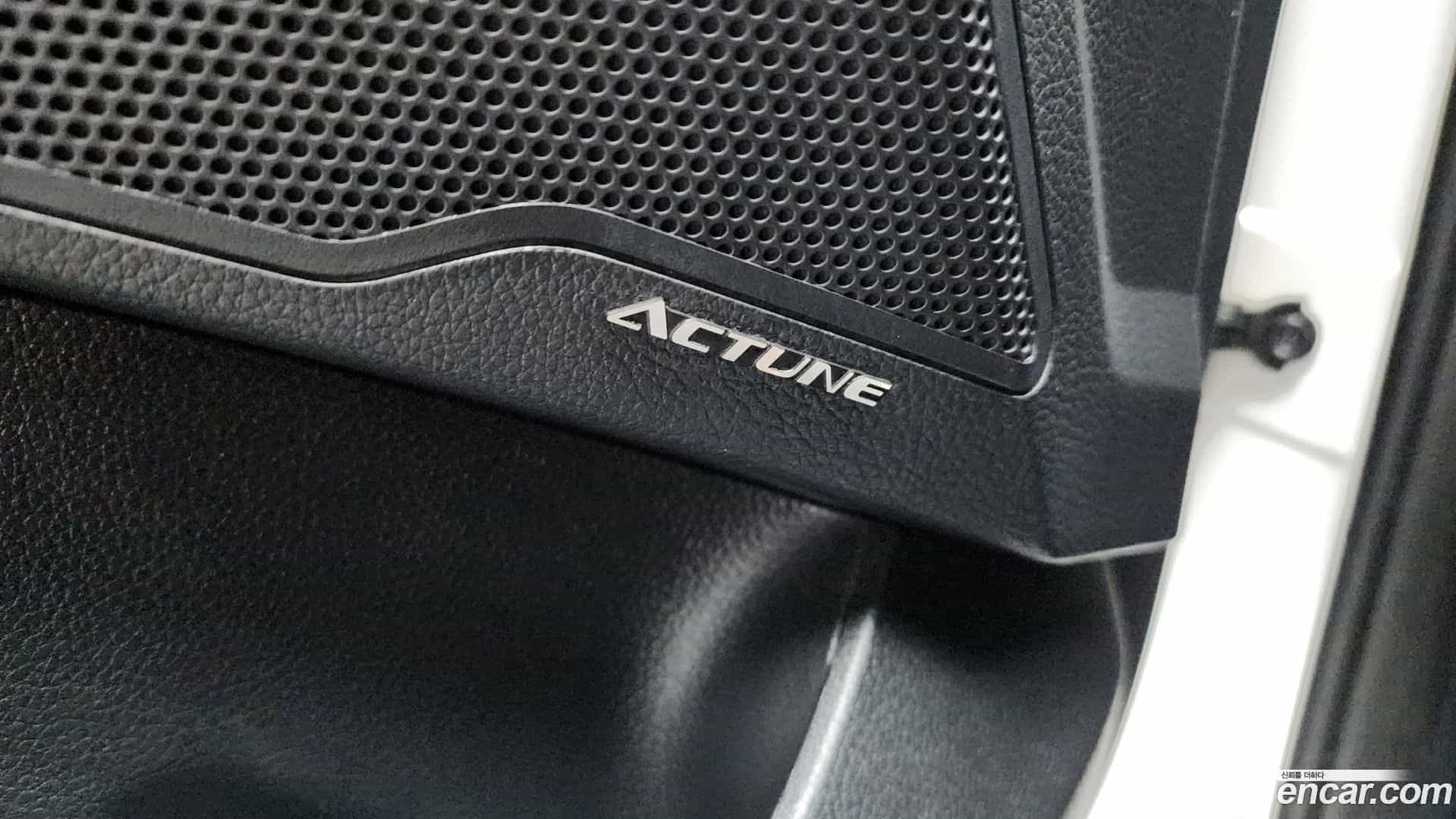 Grandeur Hyundai 2015.4-OPTION-017