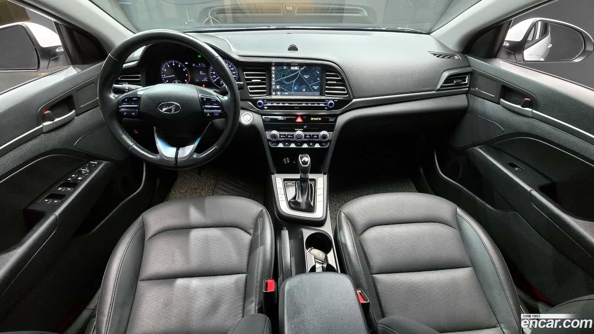 AVANTE Hyundai 2019.6-INNER-007