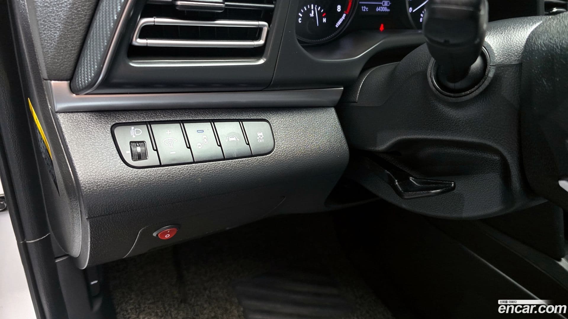 Main__Slider__Photo:AVANTE Hyundai 2019.6-14