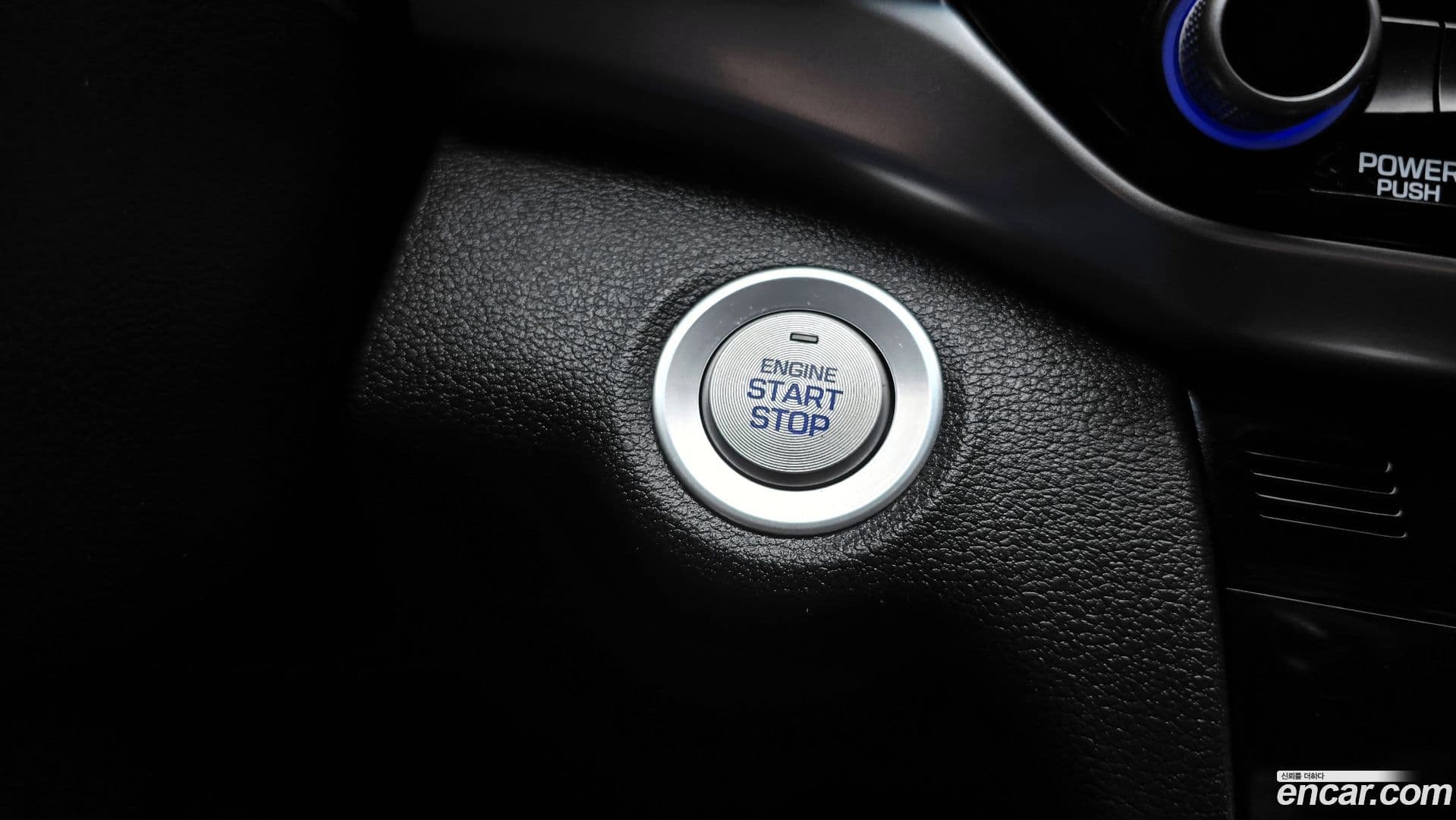 Main__Slider__Photo:AVANTE Hyundai 2019.6-17