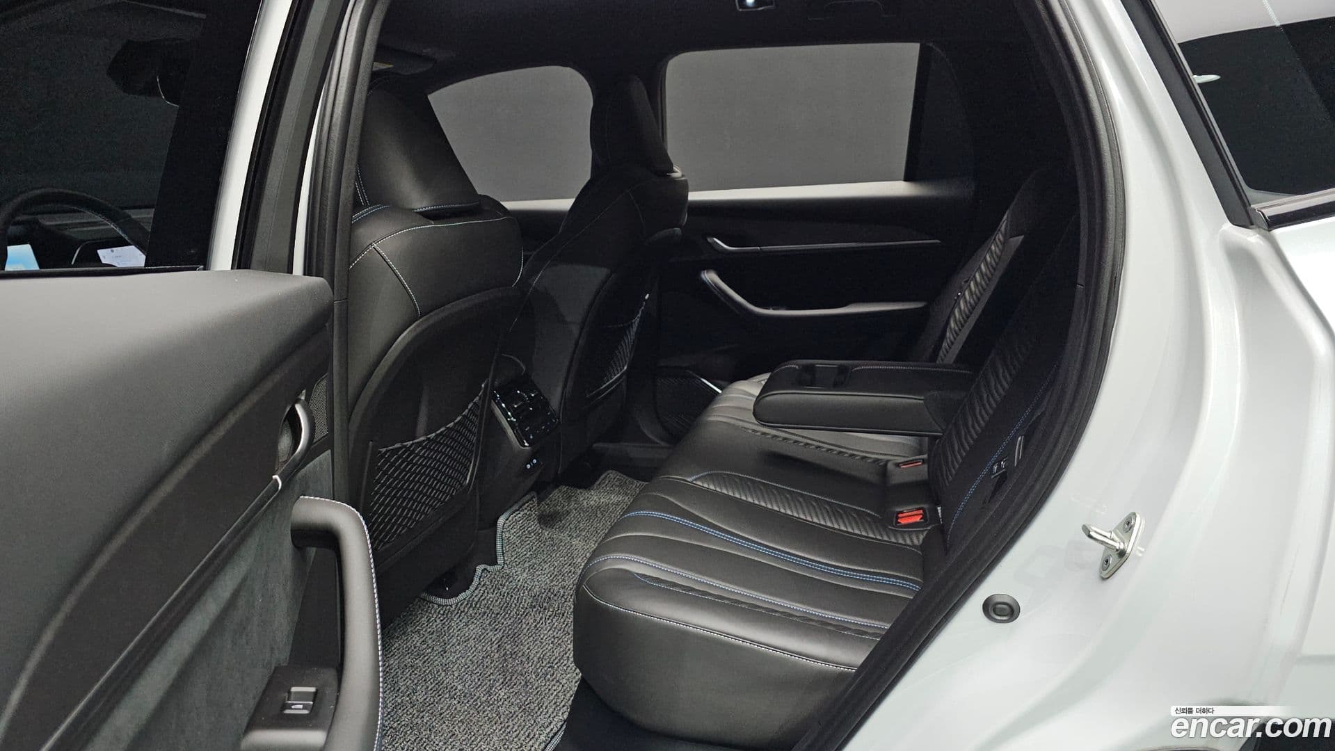 Main__Slider__Photo:Grand Koleos Renault-KoreaSamsung 2024.9-12