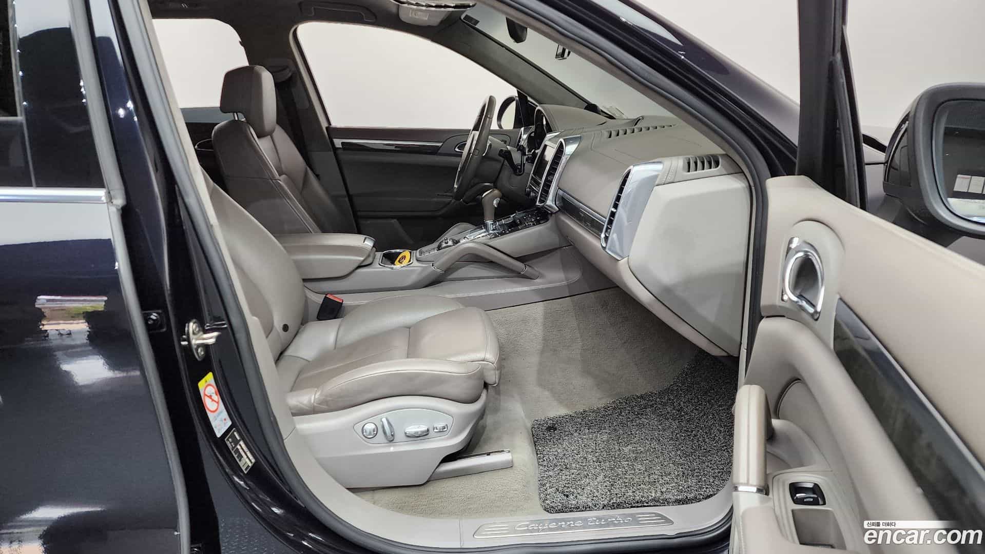 Cayenne Porsche 2010.6-OPTION-015