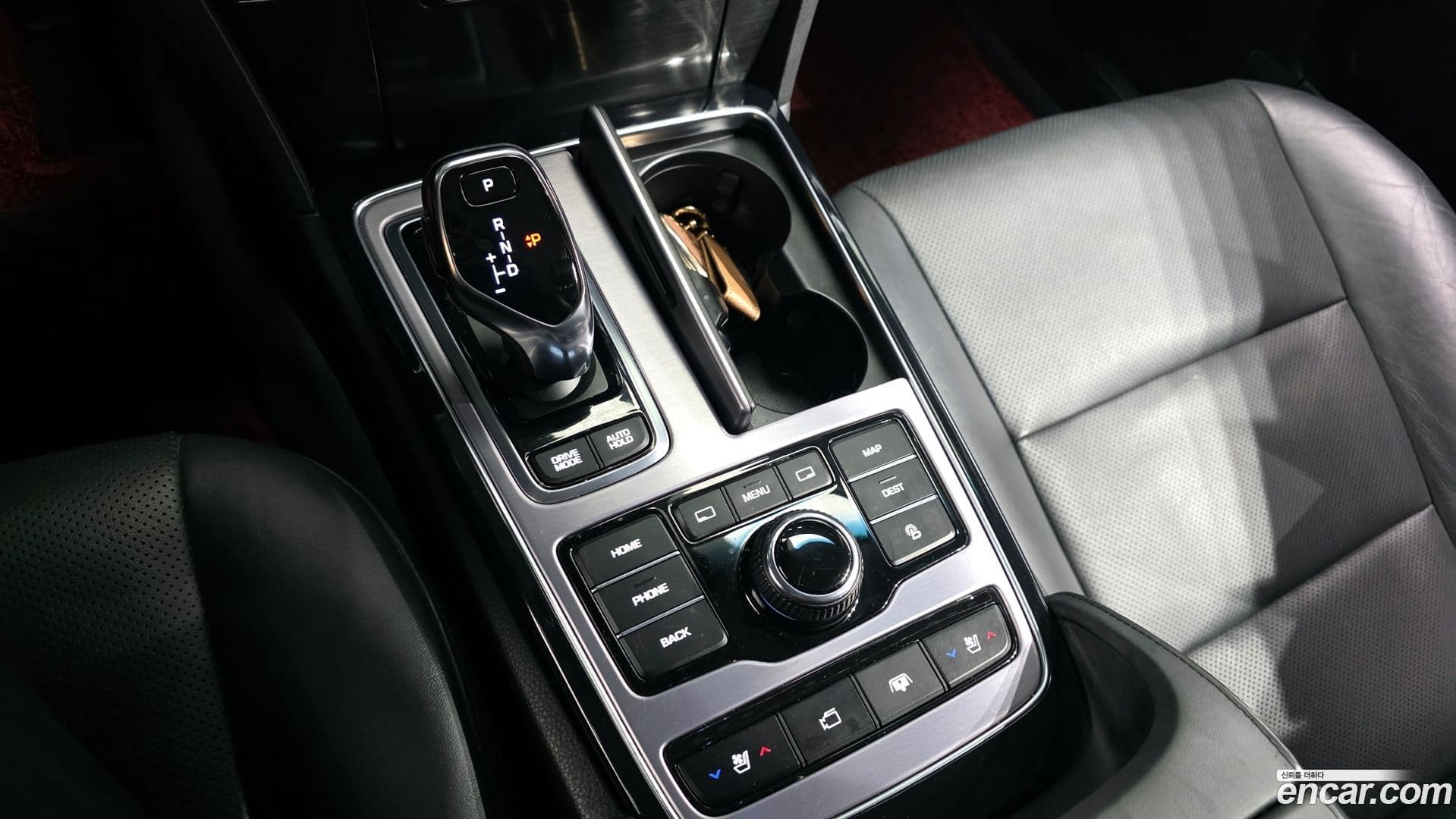 Main__Slider__Photo:Equus Hyundai 2014.8-8