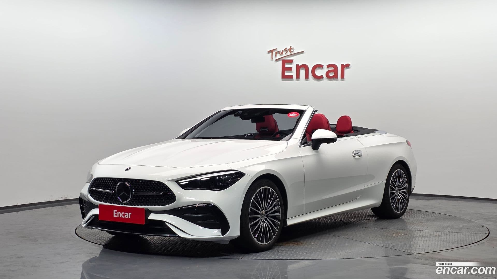 Main__Slider__Photo:CLE-Class Mercedes-Benz 2025.2-0