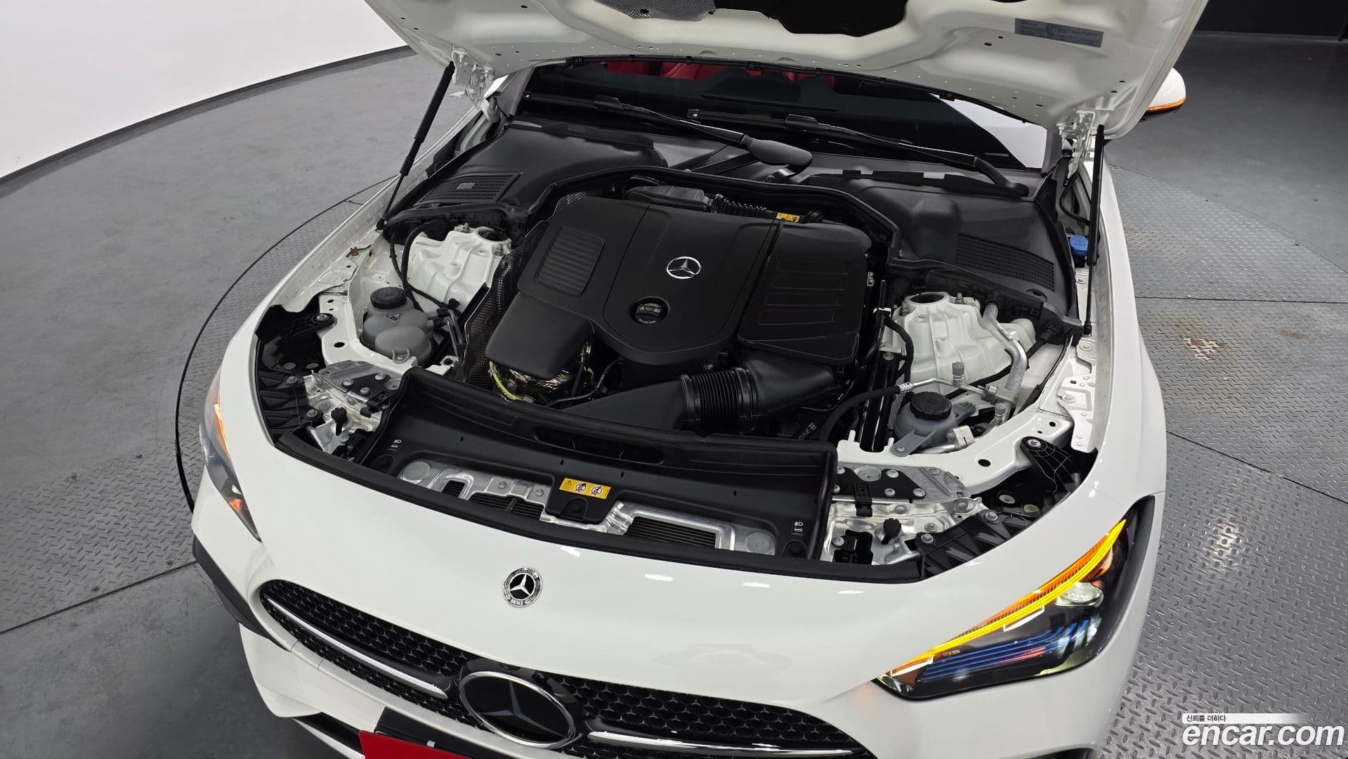 Main__Slider__Photo:CLE-Class Mercedes-Benz 2025.2-5