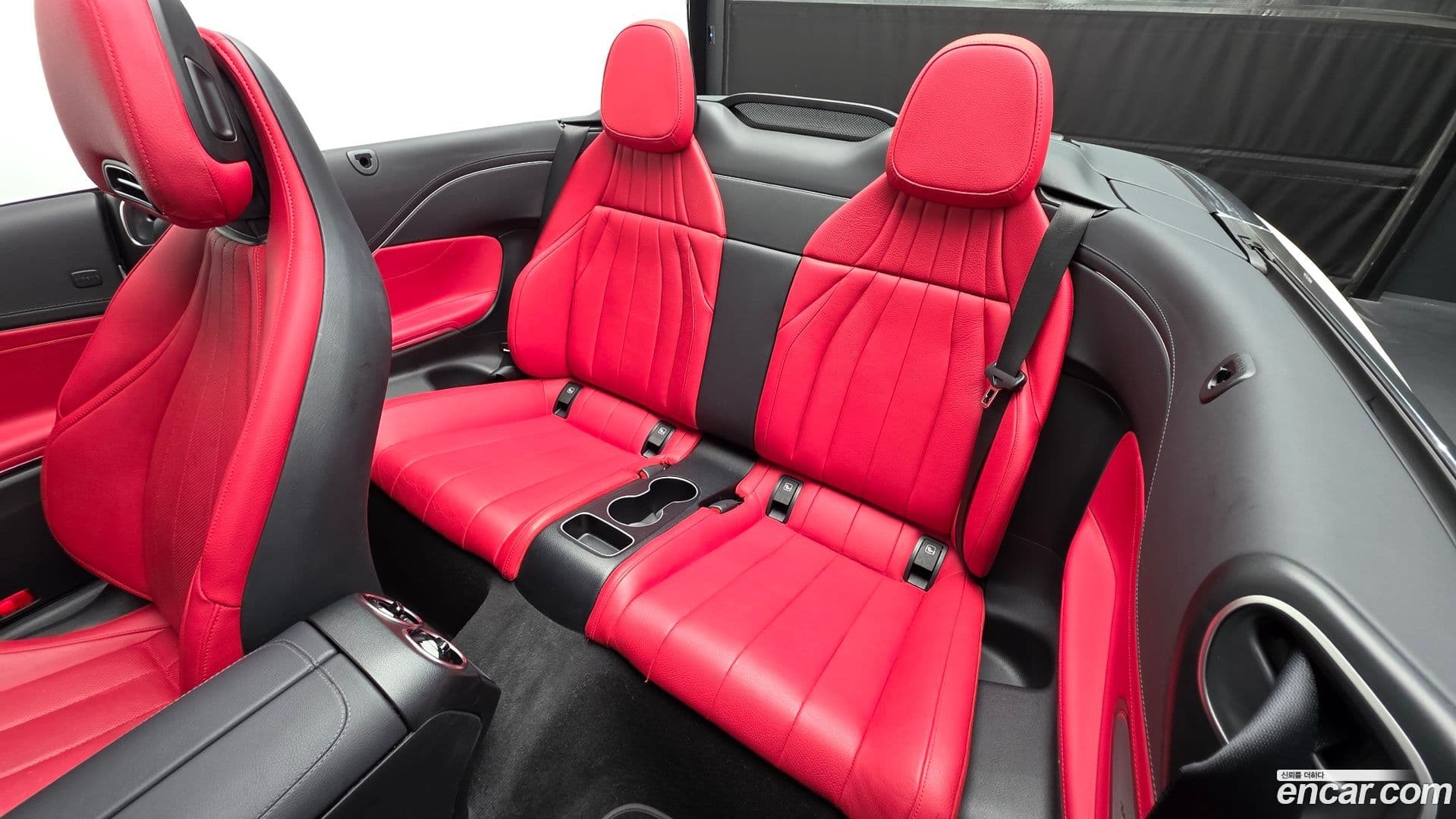 Main__Slider__Photo:CLE-Class Mercedes-Benz 2025.2-11