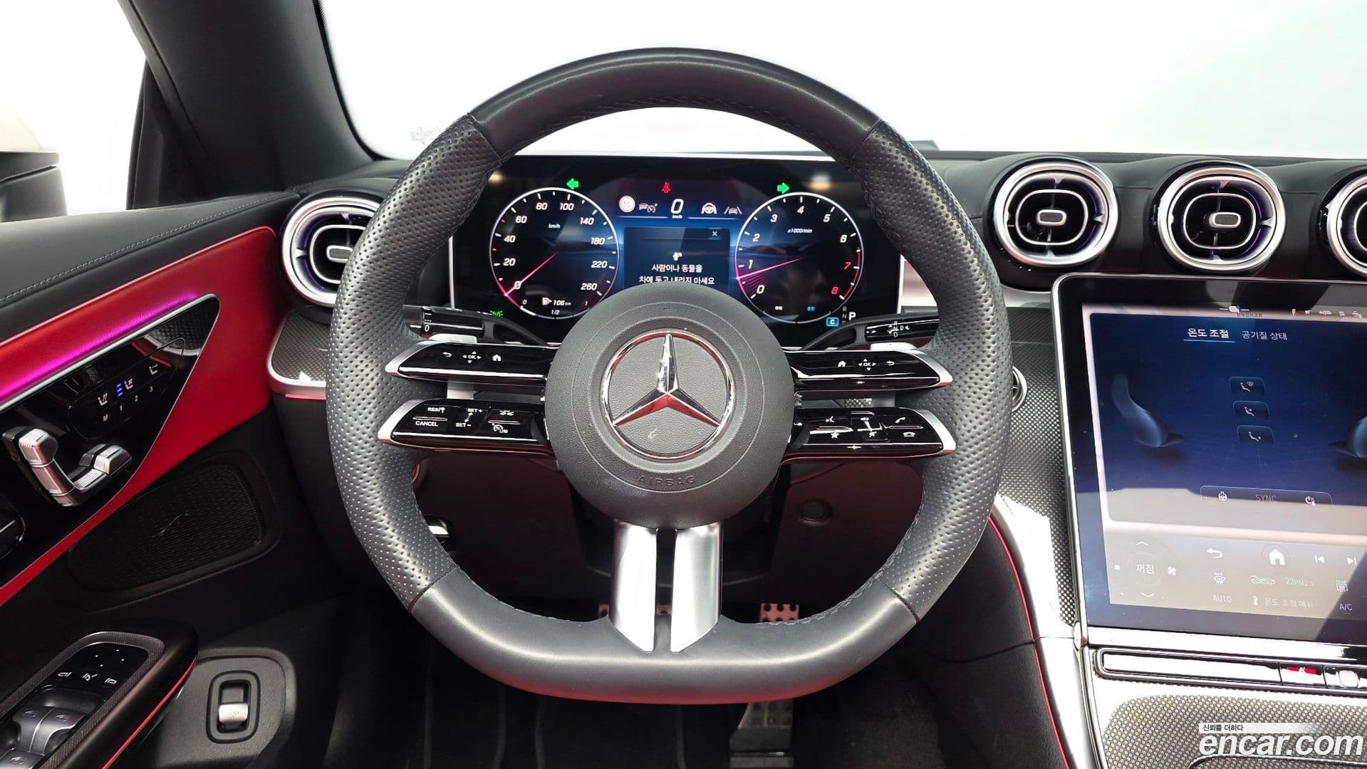 Main__Slider__Photo:CLE-Class Mercedes-Benz 2025.2-12