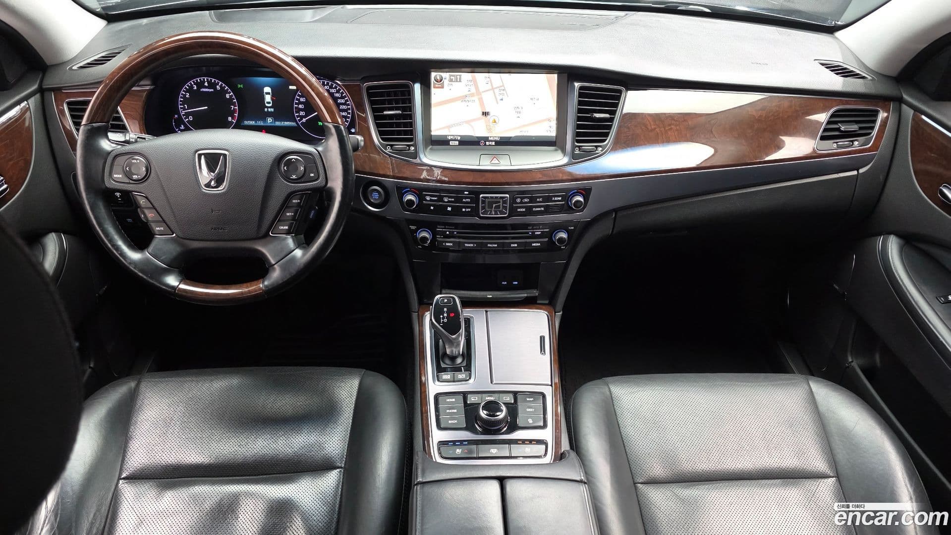 Main__Slider__Photo:Equus Hyundai 2013.6-6