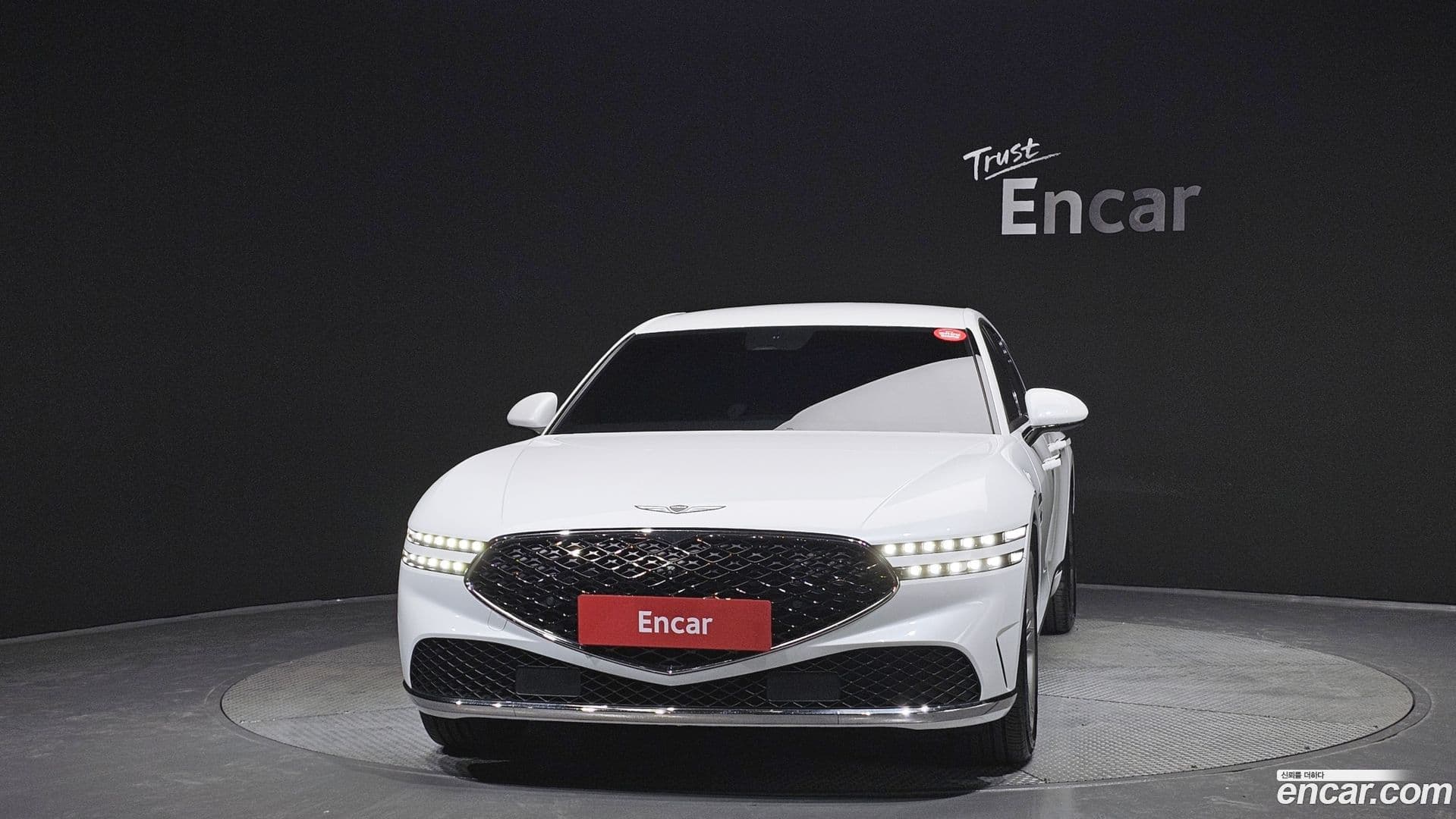 Main__Slider__Photo:G90 Genesis 2022.4-2