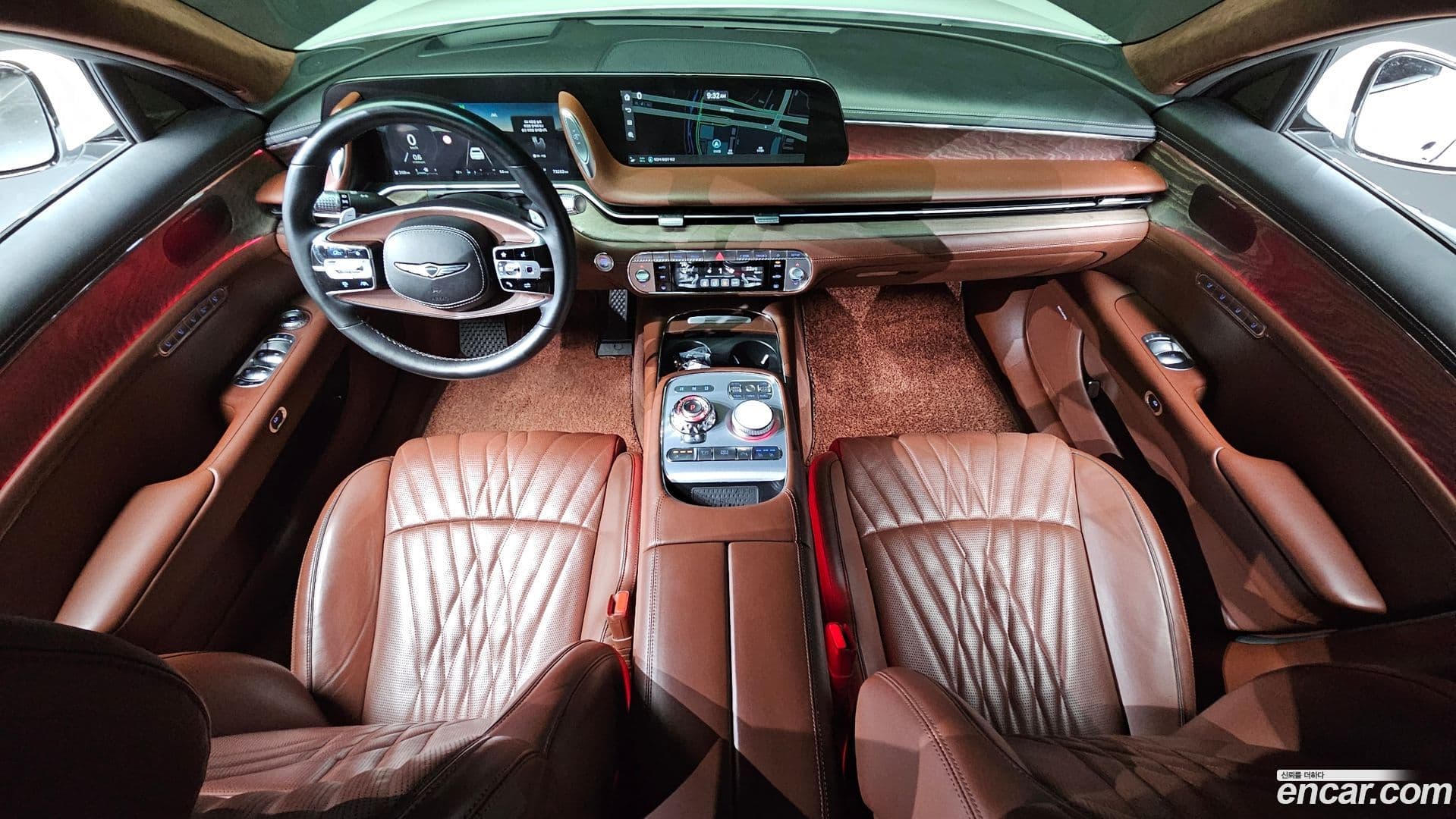 Main__Slider__Photo:G90 Genesis 2022.4-6