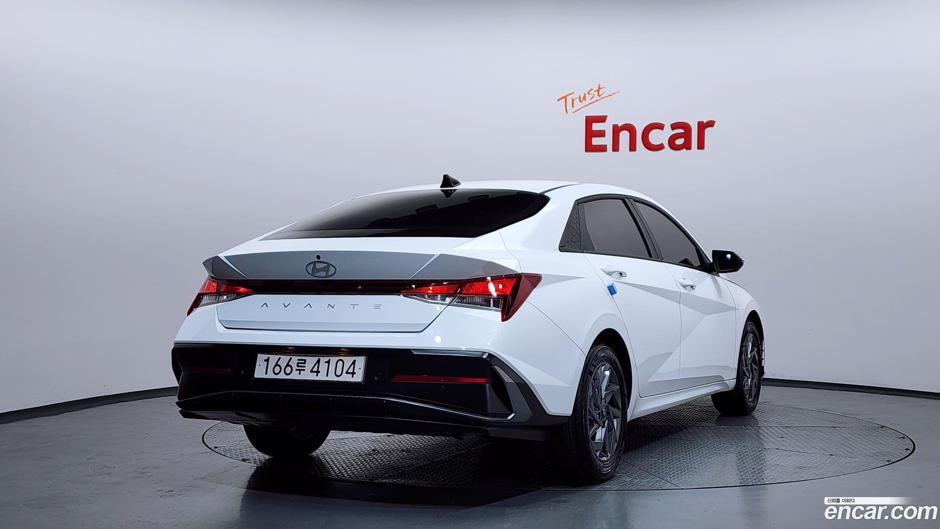 Main__Slider__Photo:AVANTE Hyundai 2025.7-1