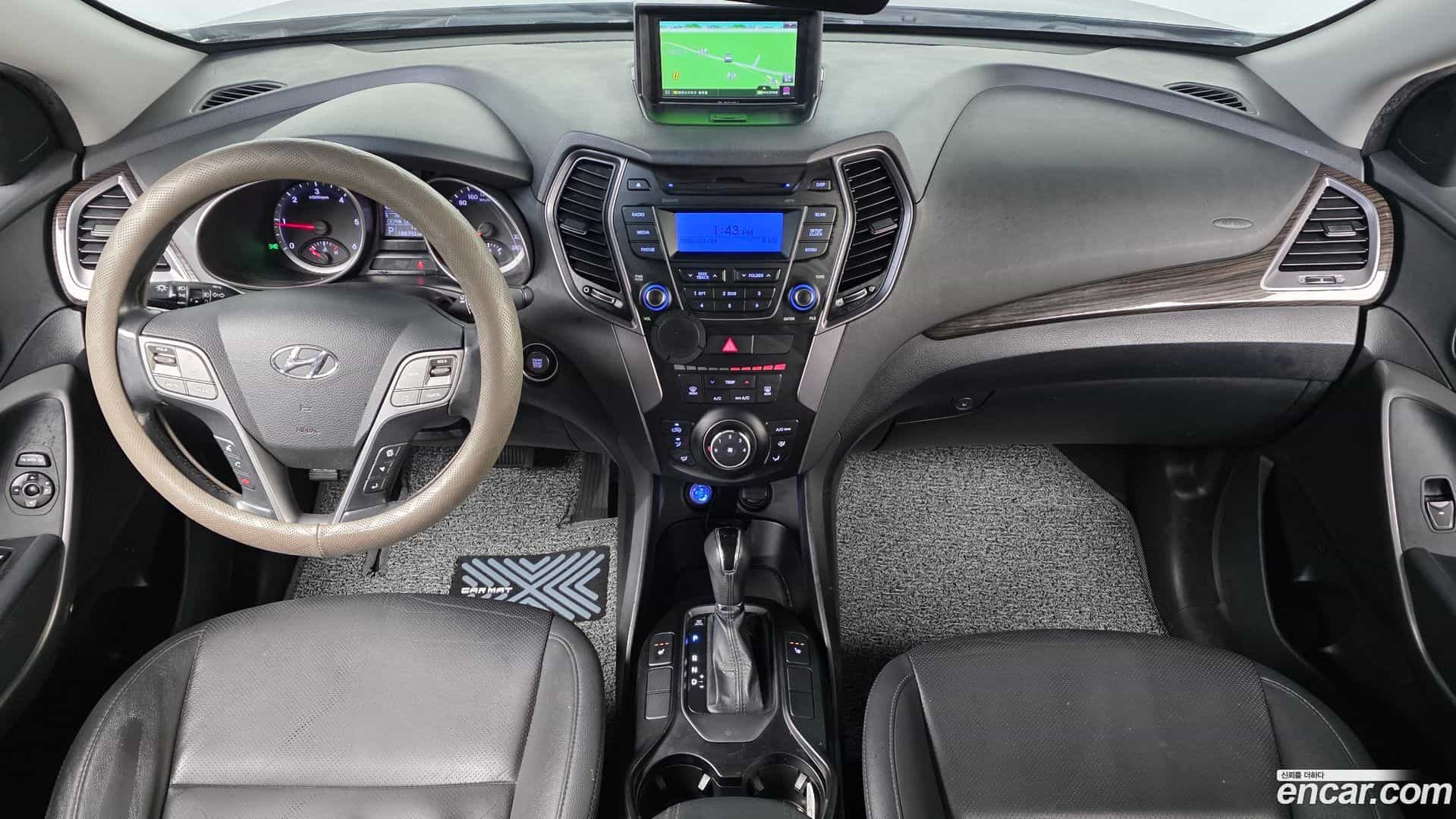 Santafe Hyundai 2014.5-INNER-007