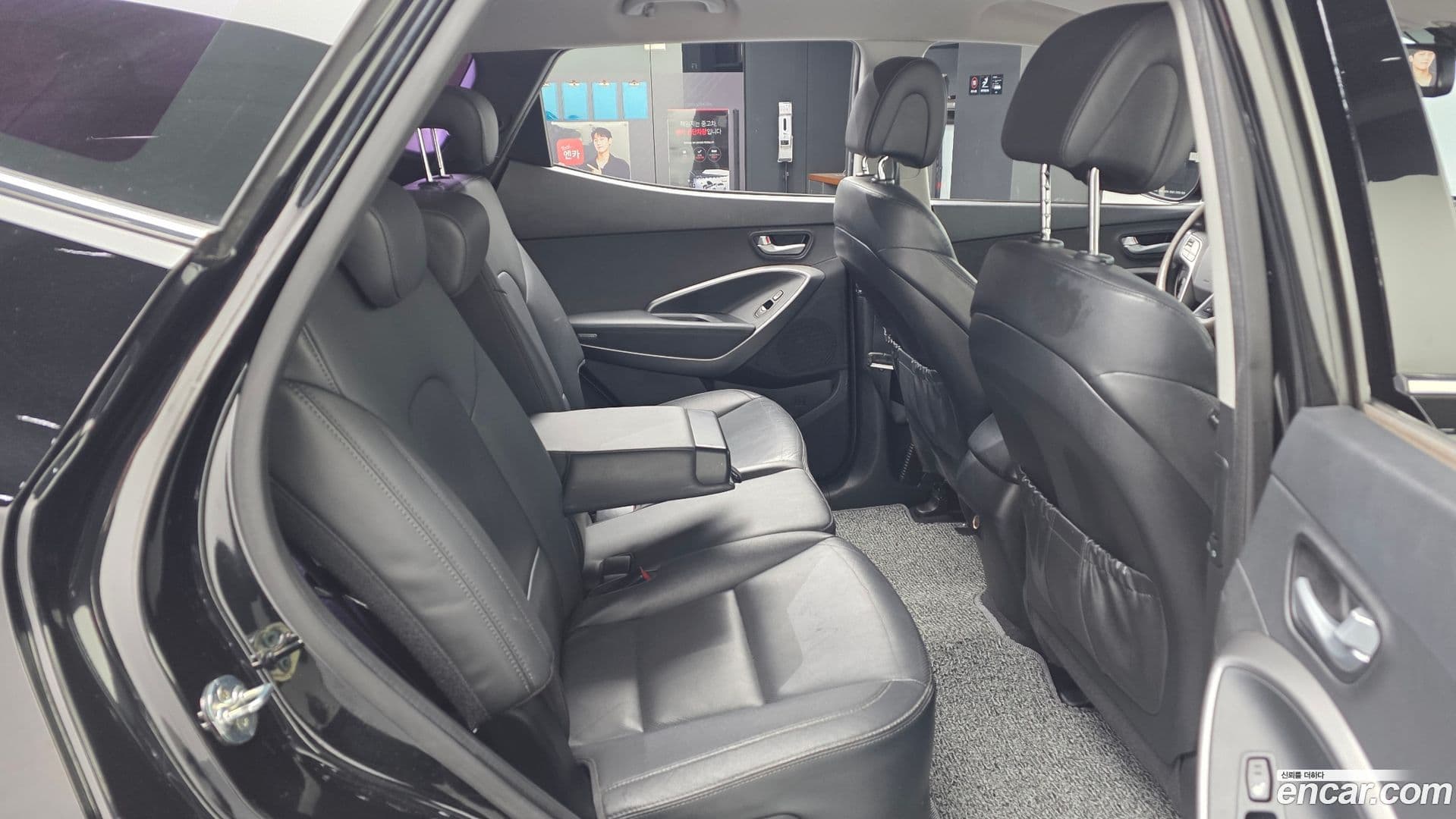 Main__Slider__Photo:Santafe Hyundai 2014.5-11