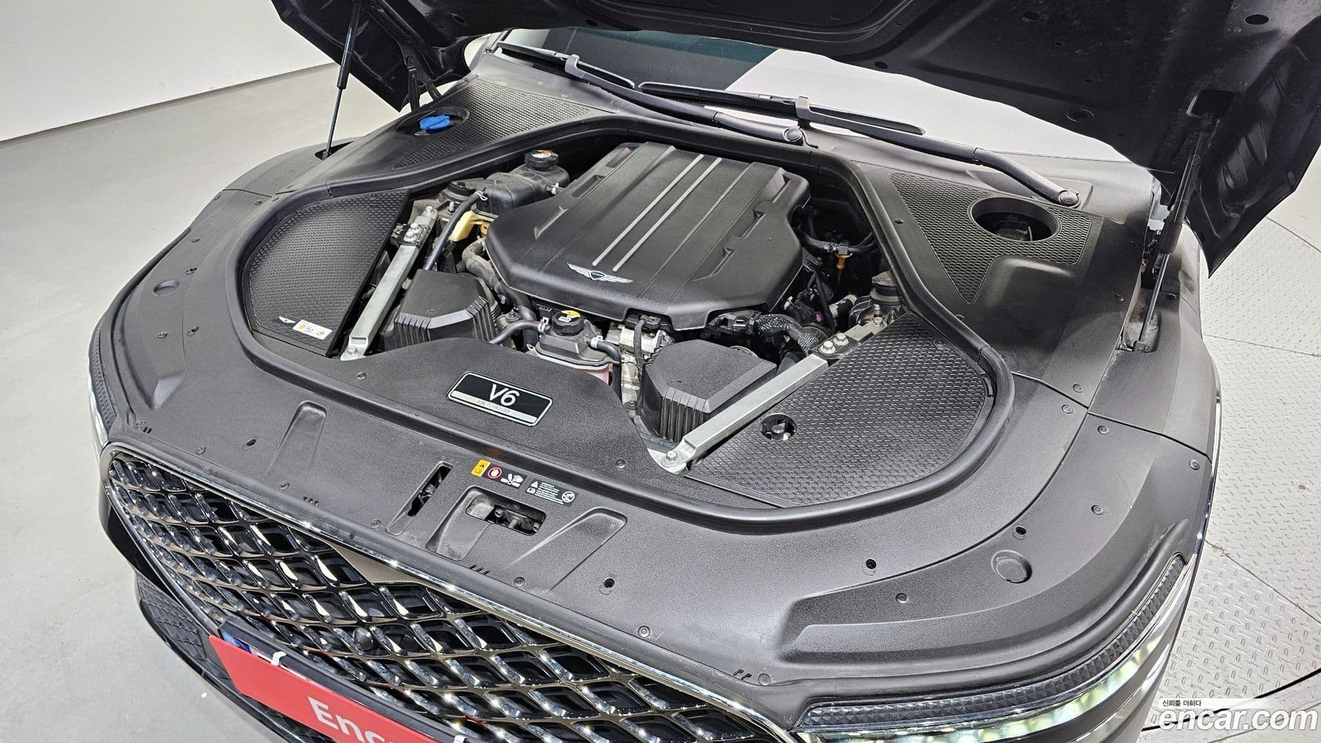 Main__Slider__Photo:G90 Genesis 2024.1-5