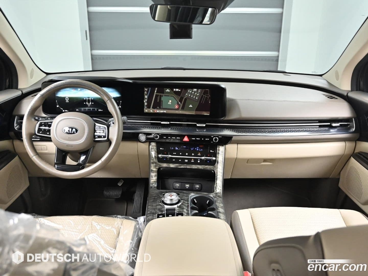 Main__Slider__Photo:Canival Kia 2021.3-7