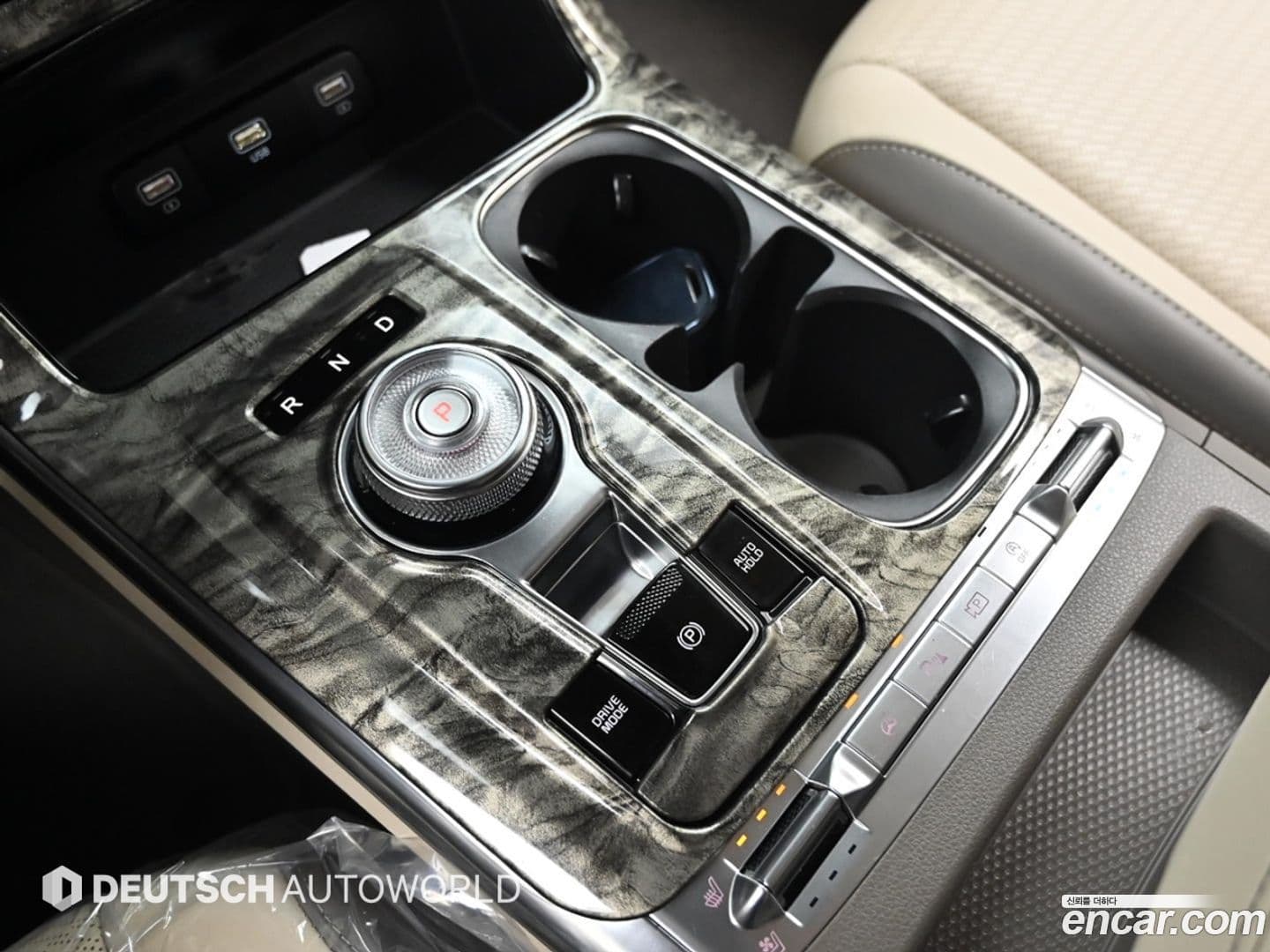 Main__Slider__Photo:Canival Kia 2021.3-9