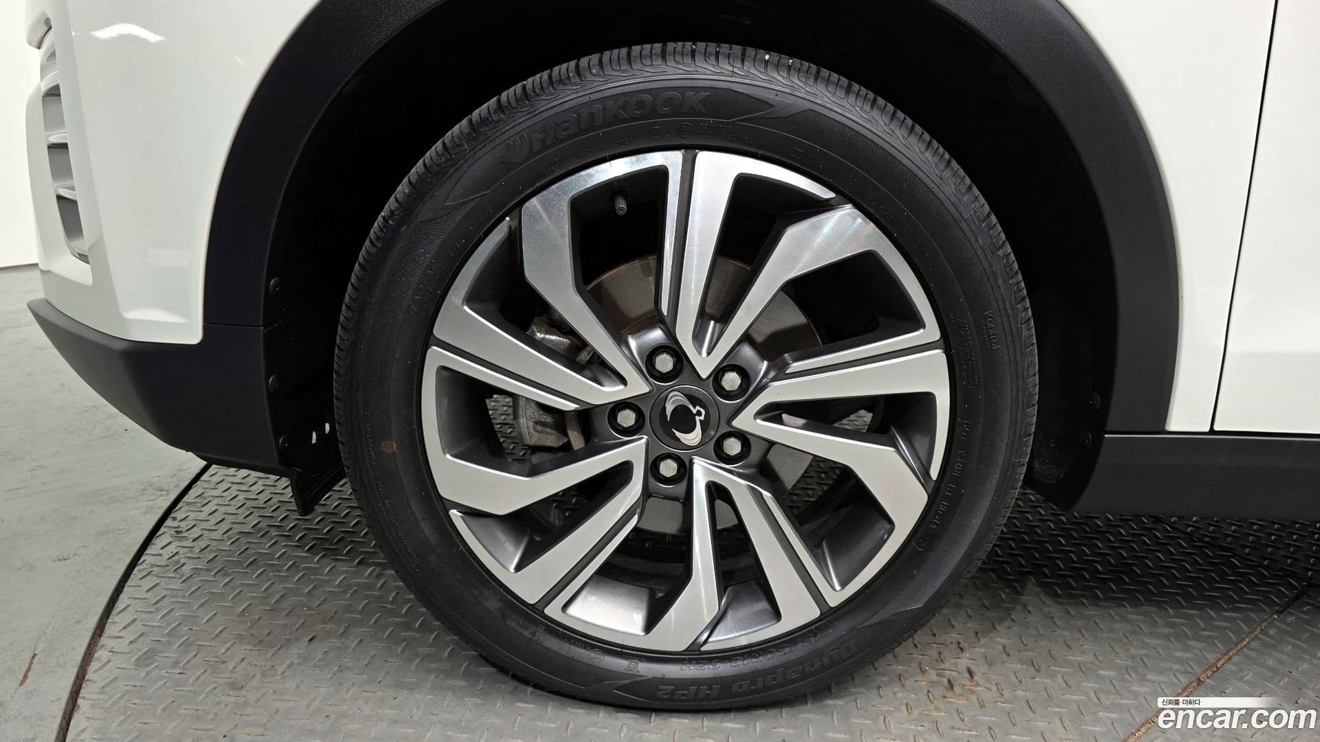 Main__Slider__Photo:TIBOLI KG_Mobility_Ssangyong 2020.2-4