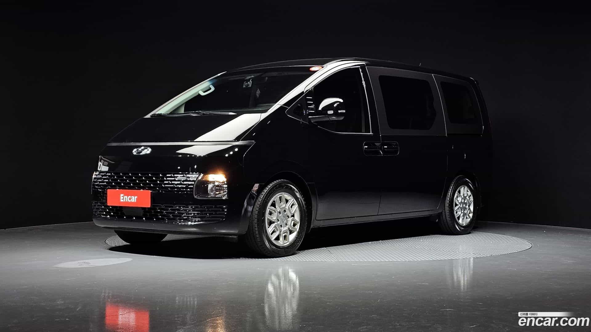 Staria Hyundai 2022.11-OUTER-001