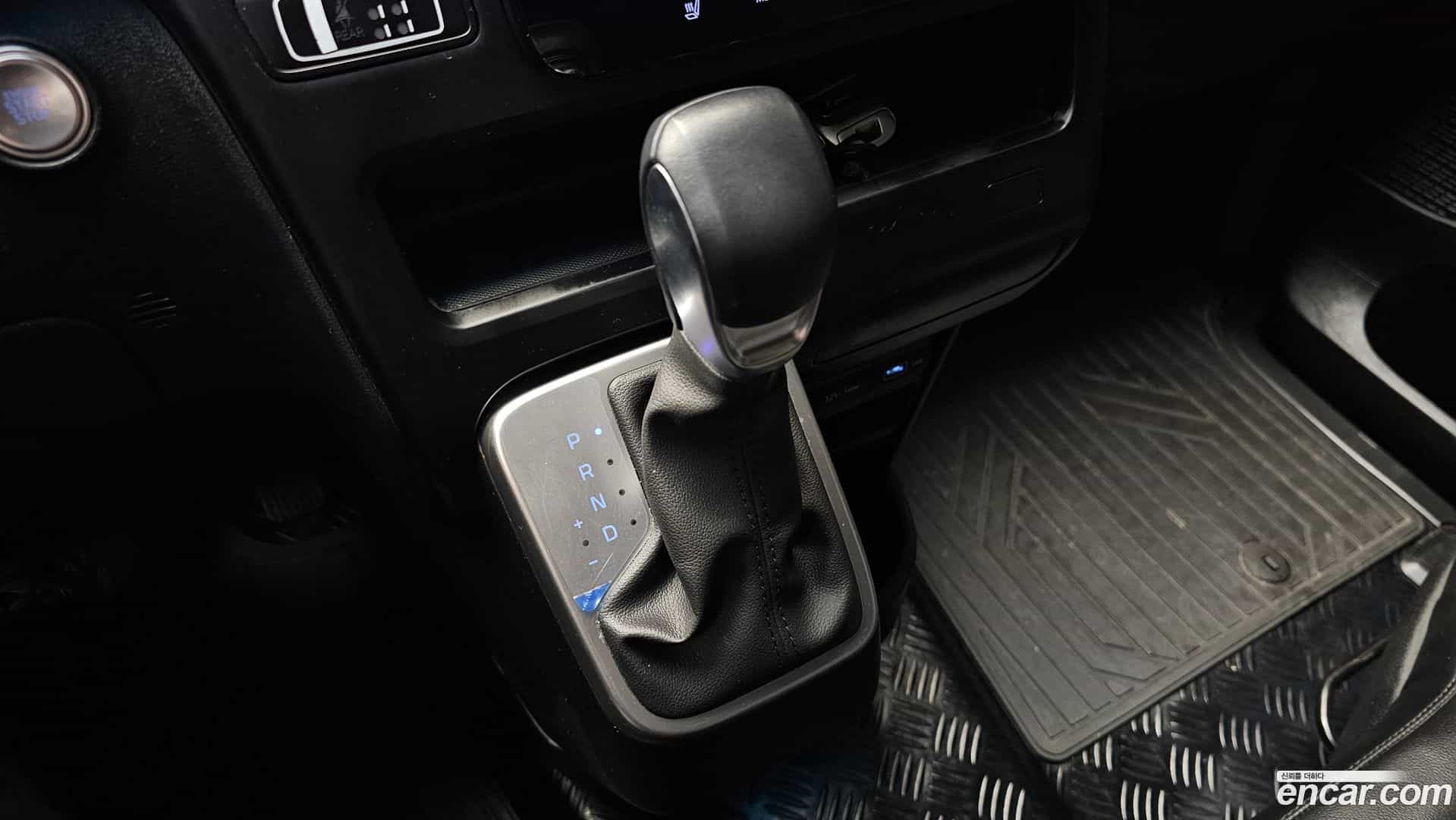 Staria Hyundai 2022.11-INNER-009