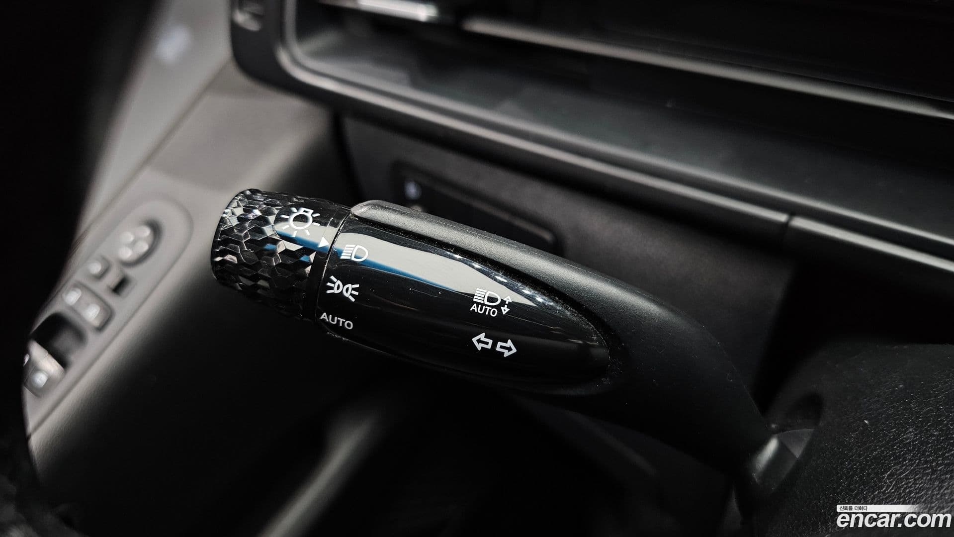 Main__Slider__Photo:Staria Hyundai 2022.11-18