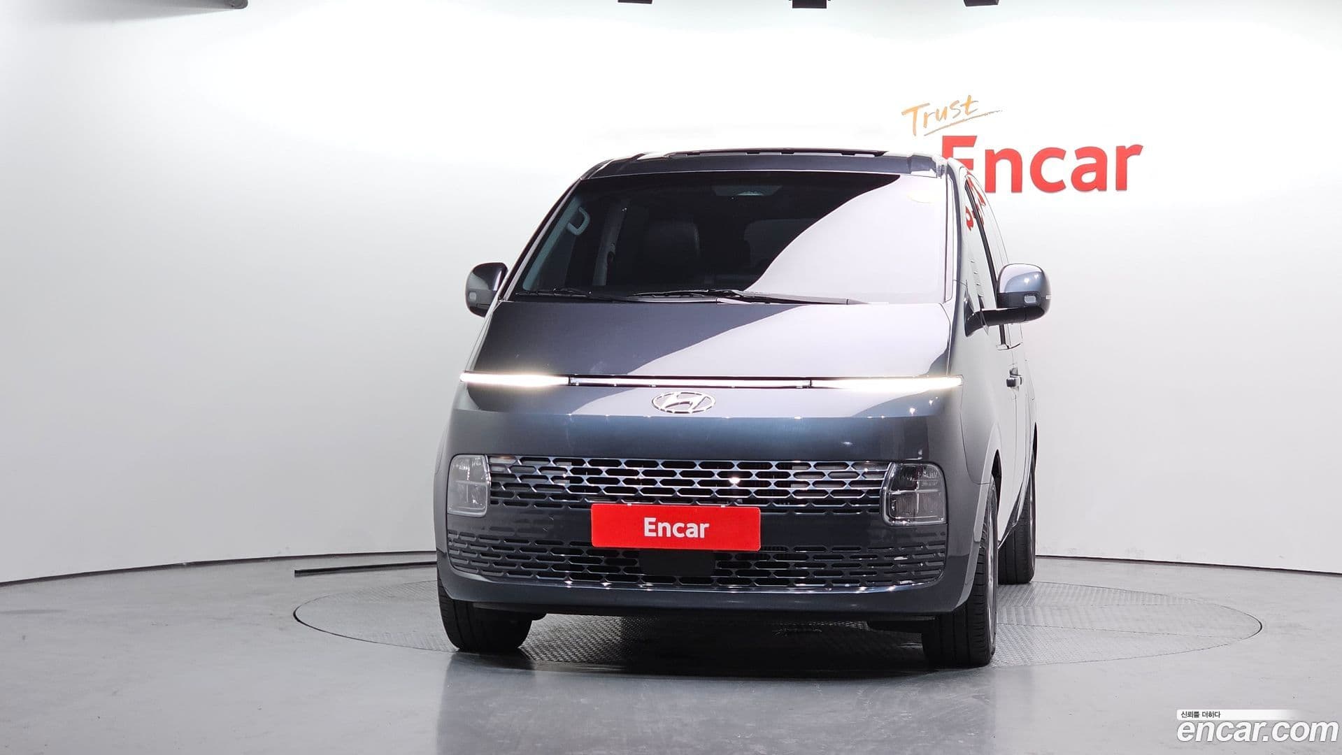 Main__Slider__Photo:Staria Hyundai 2023.3-2