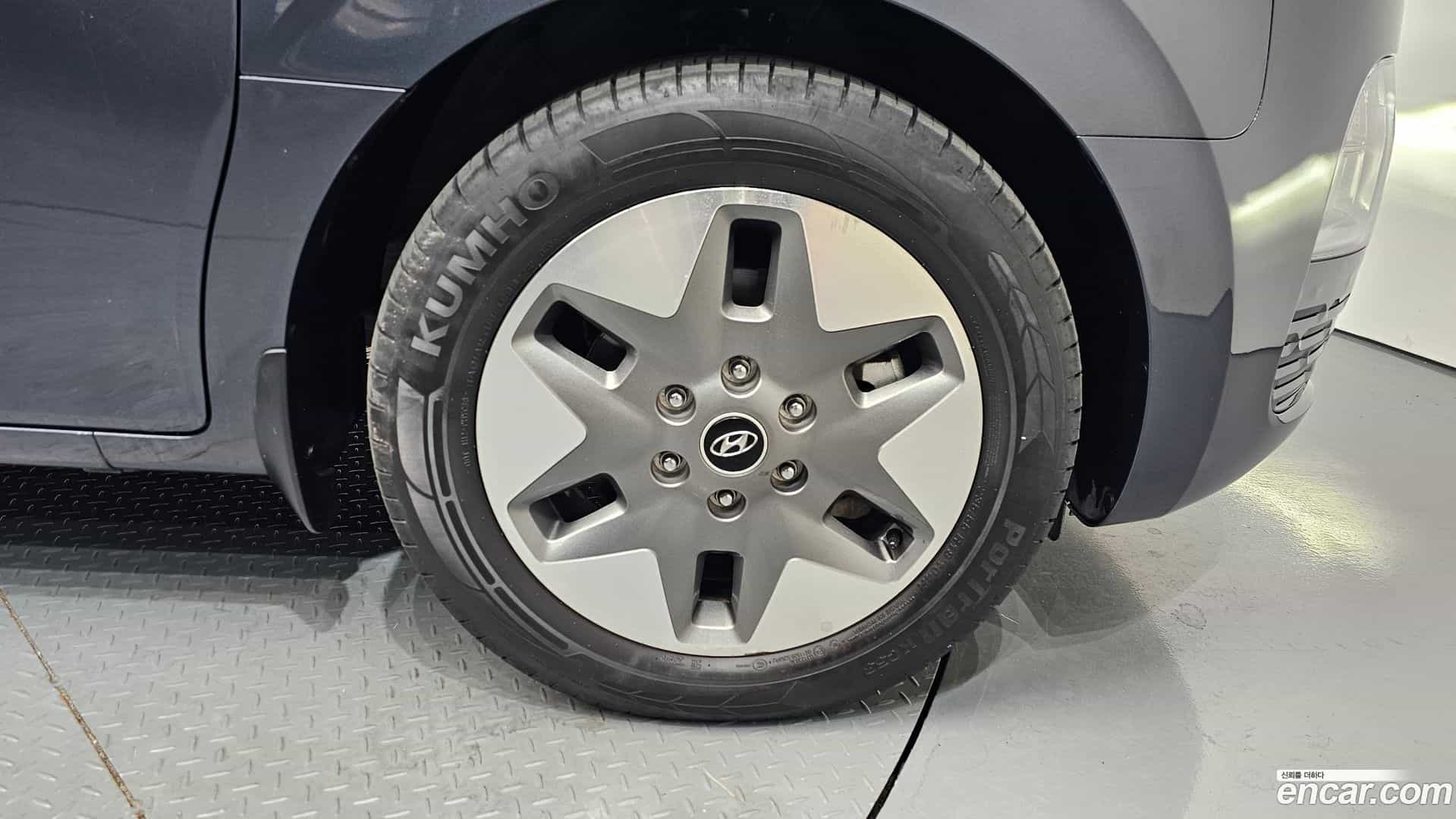 Staria Hyundai 2023.3-OUTER-005