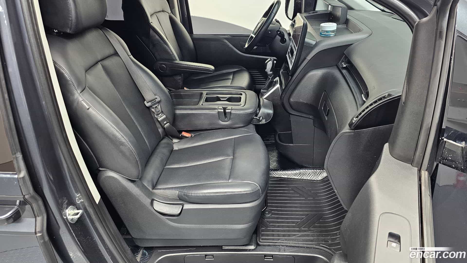 Staria Hyundai 2023.3-INNER-010