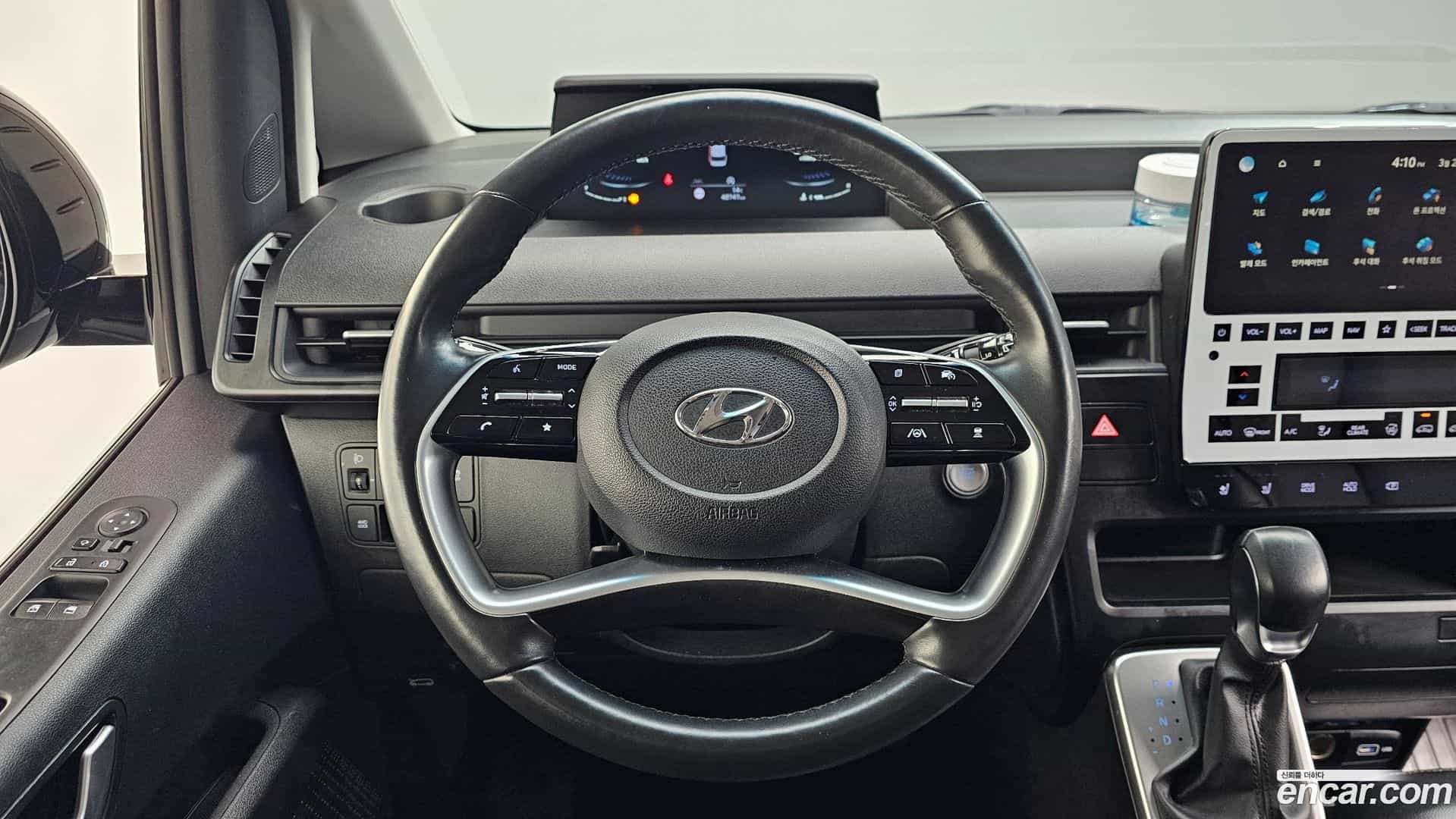 Staria Hyundai 2023.3-OPTION-017