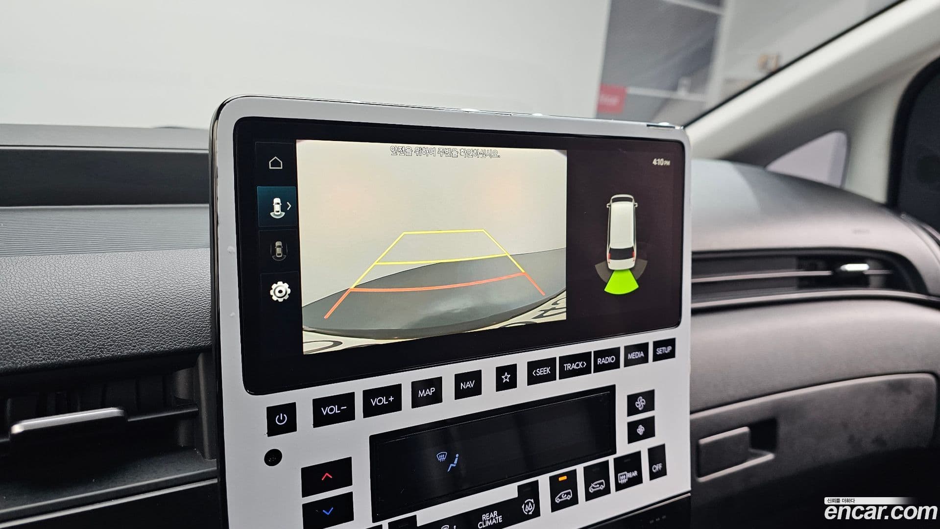 Main__Slider__Photo:Staria Hyundai 2023.3-14