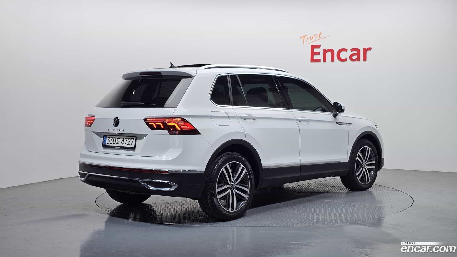 Tiguan Volkswagen 2021.10-OUTER-002