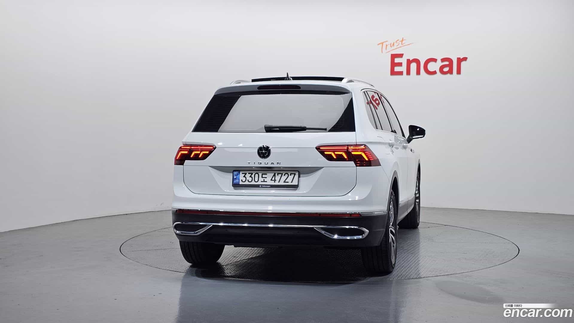 Tiguan Volkswagen 2021.10-OUTER-004