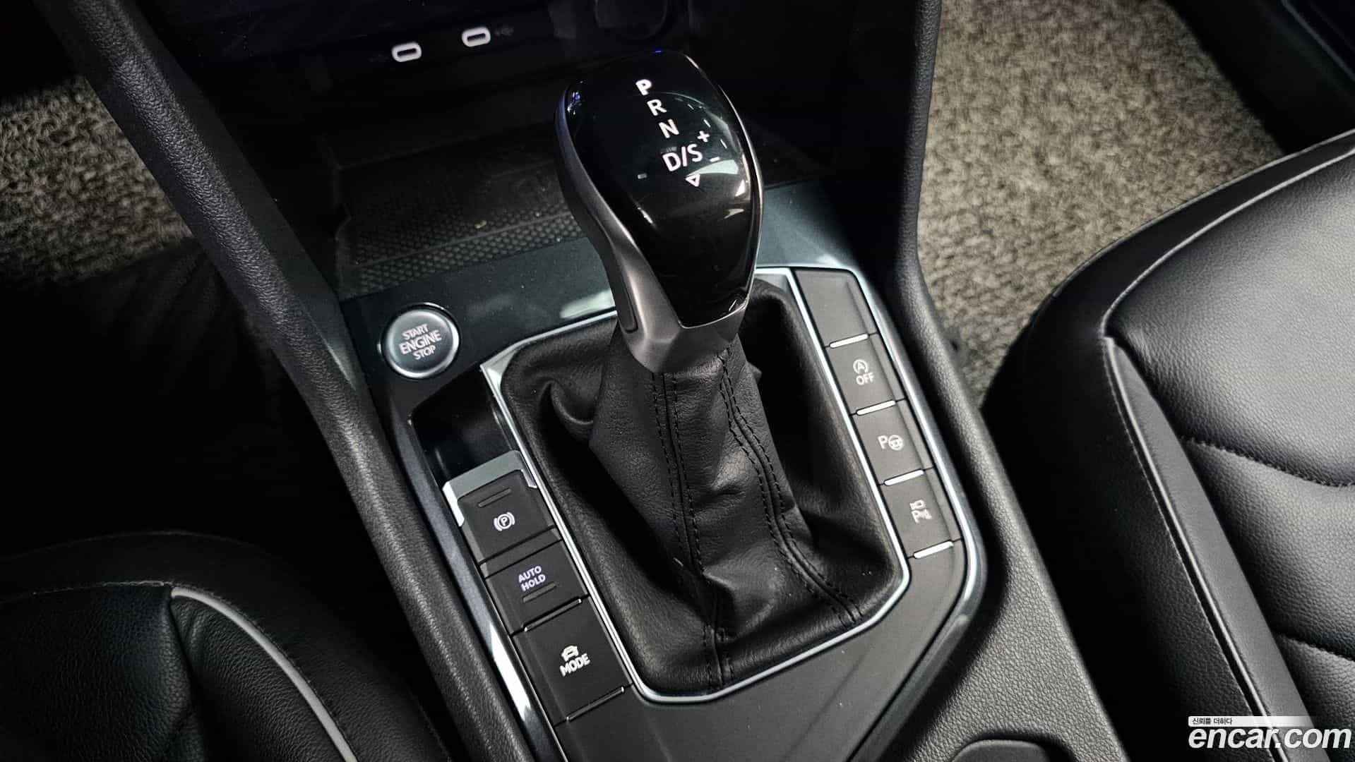 Tiguan Volkswagen 2021.10-INNER-009