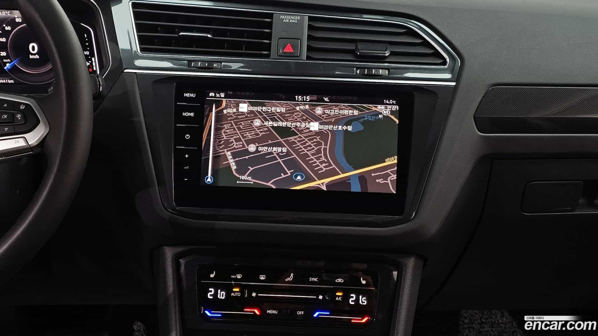 Tiguan Volkswagen 2021.10-OPTION-023