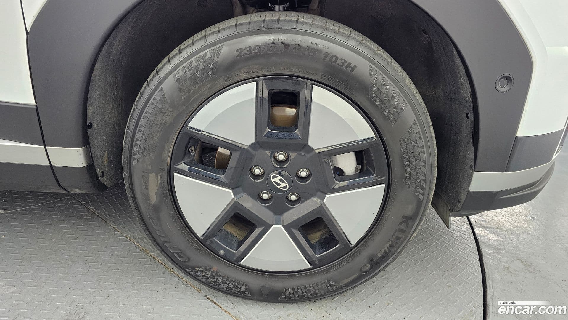 Main__Slider__Photo:Santafe Hyundai 2024.9-4