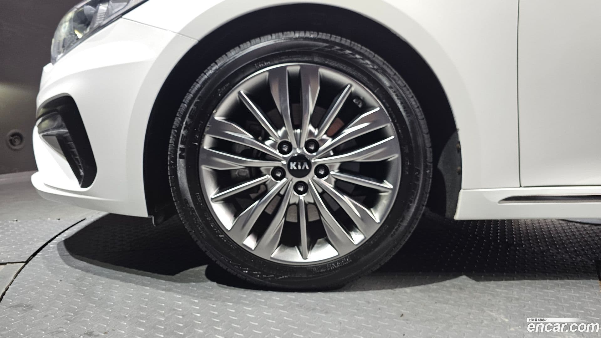 Main__Slider__Photo:K5 Kia 2018.3-4