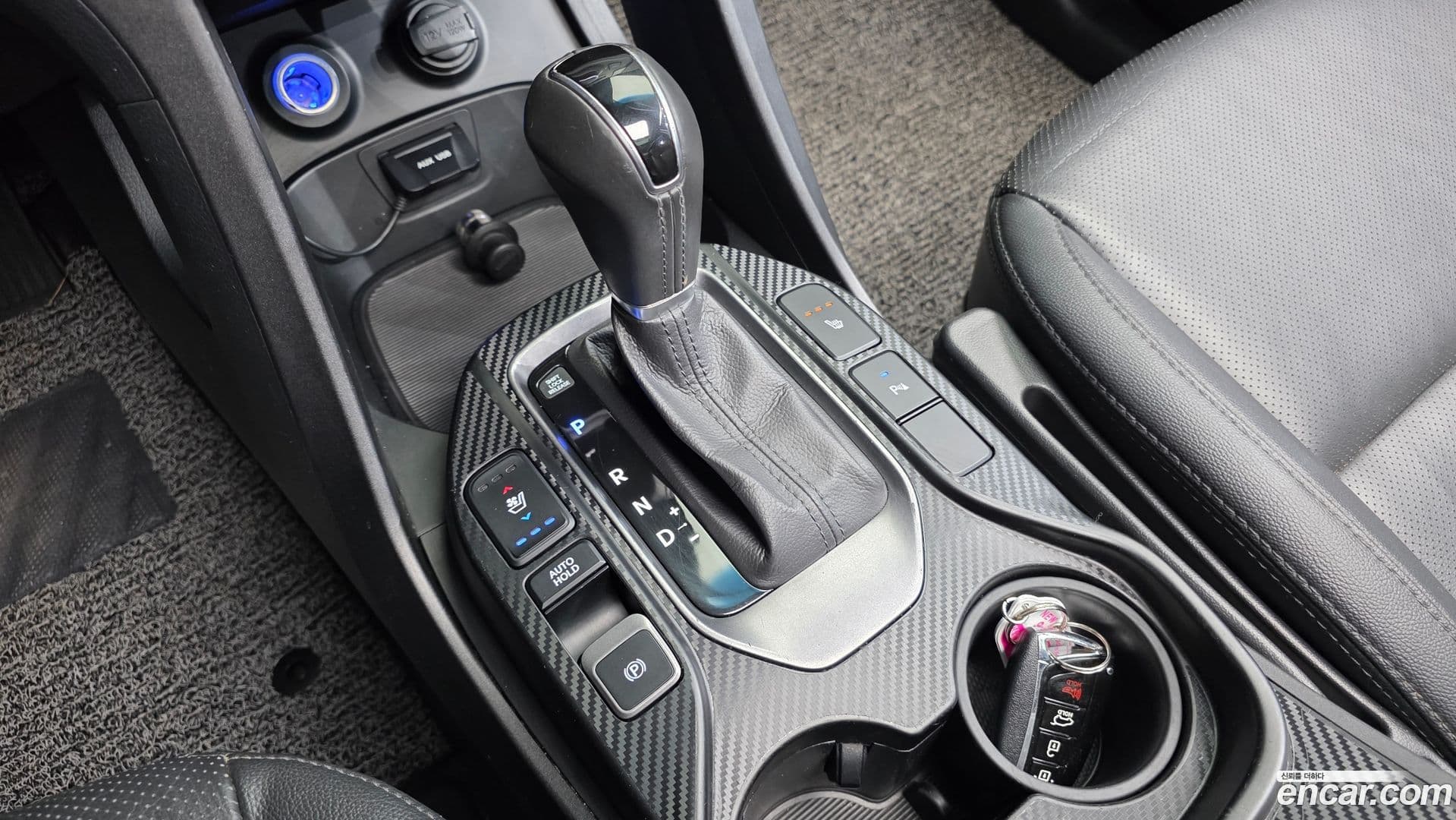 Main__Slider__Photo:Santafe Hyundai 2013.0-8