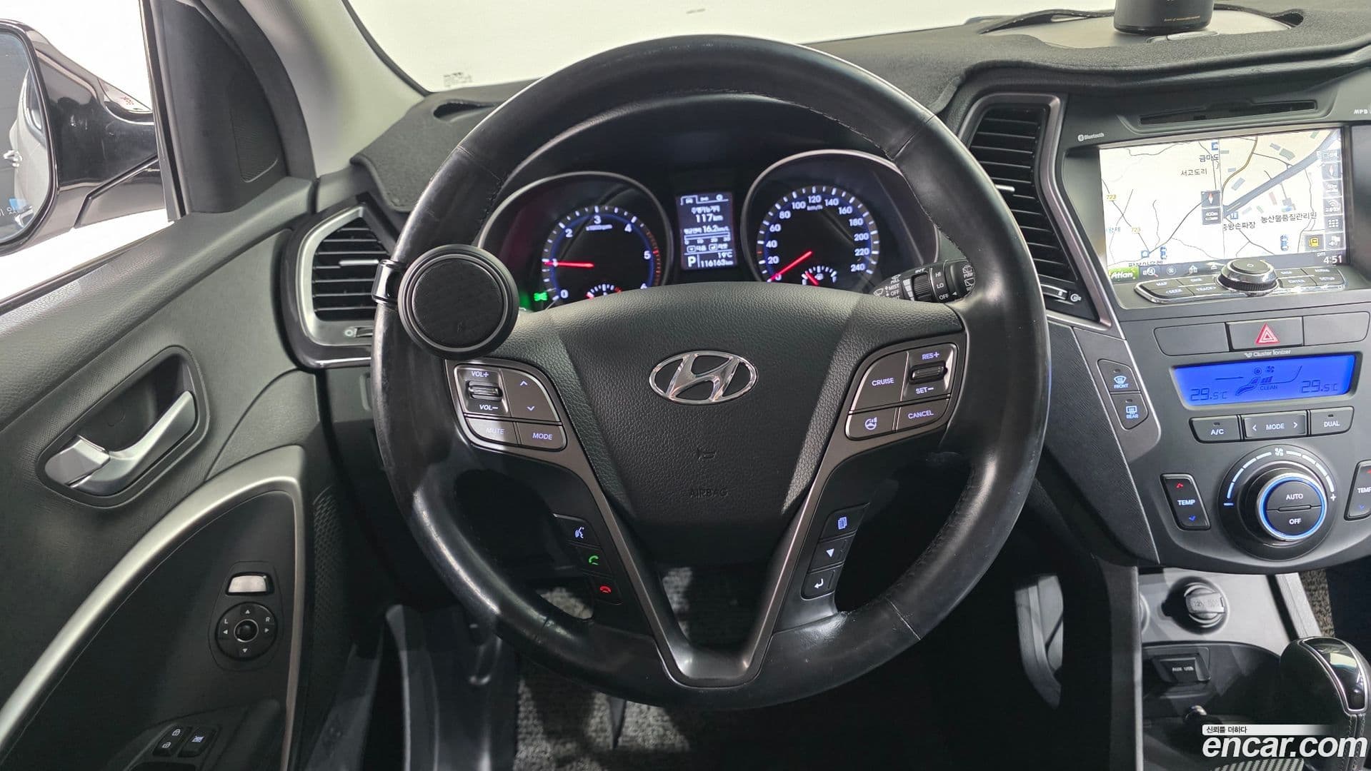 Main__Slider__Photo:Santafe Hyundai 2013.0-13