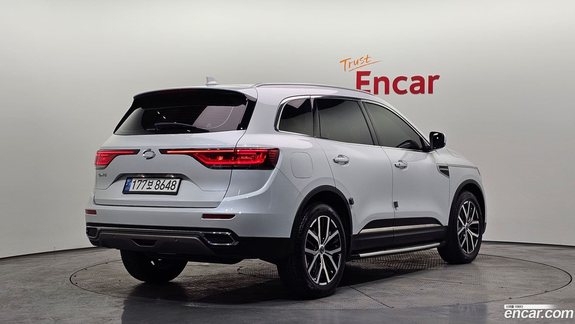 Main__Slider__Photo:QM6 Renault-KoreaSamsung 2022.6-1