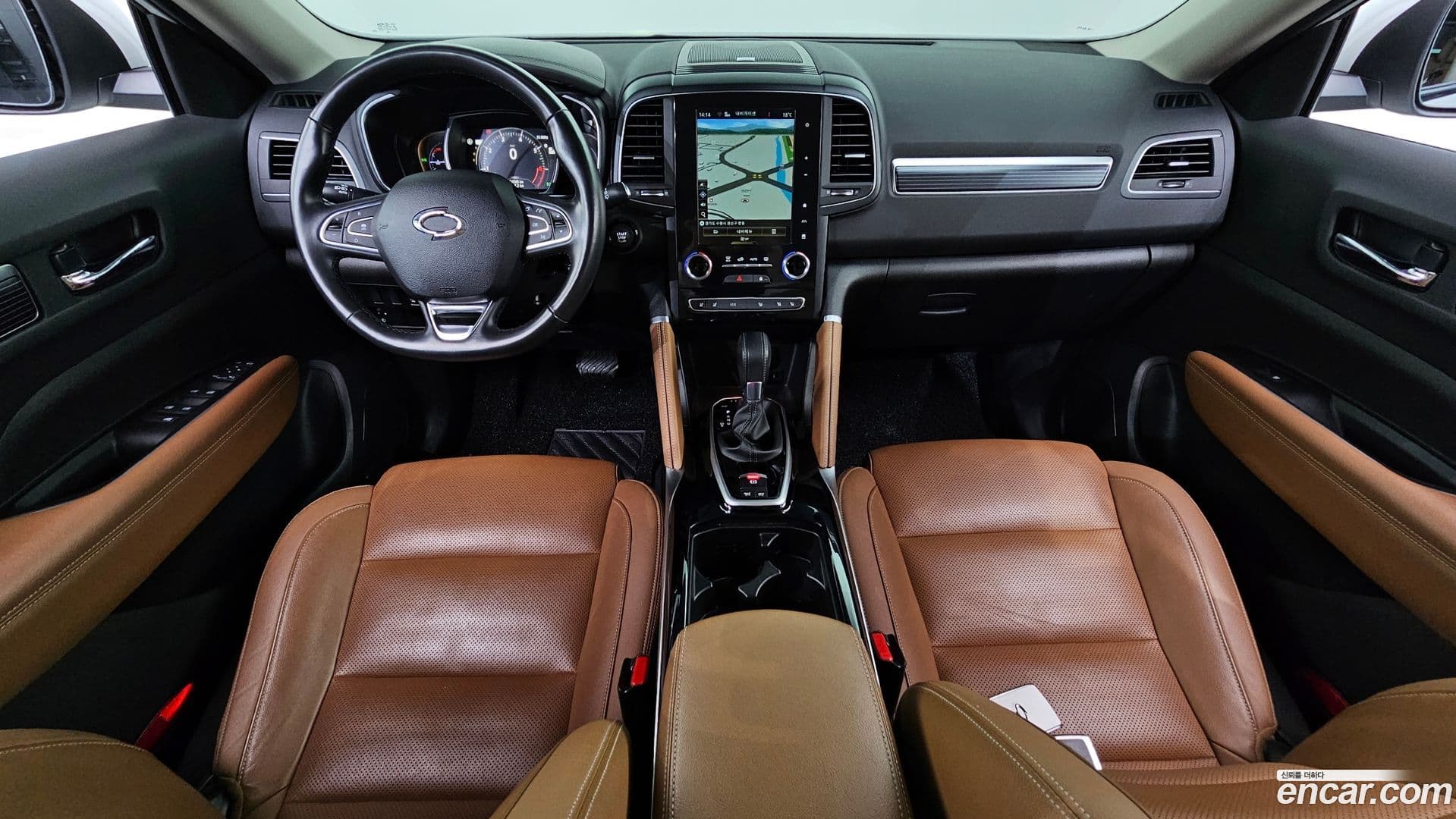 Main__Slider__Photo:QM6 Renault-KoreaSamsung 2022.6-6